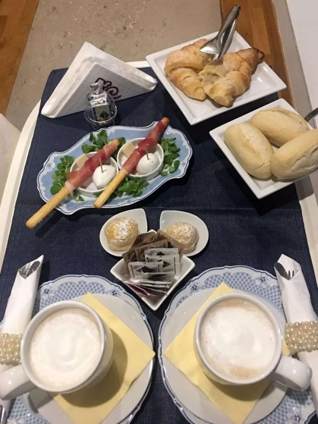 Breakfast in B&B Orsini 46