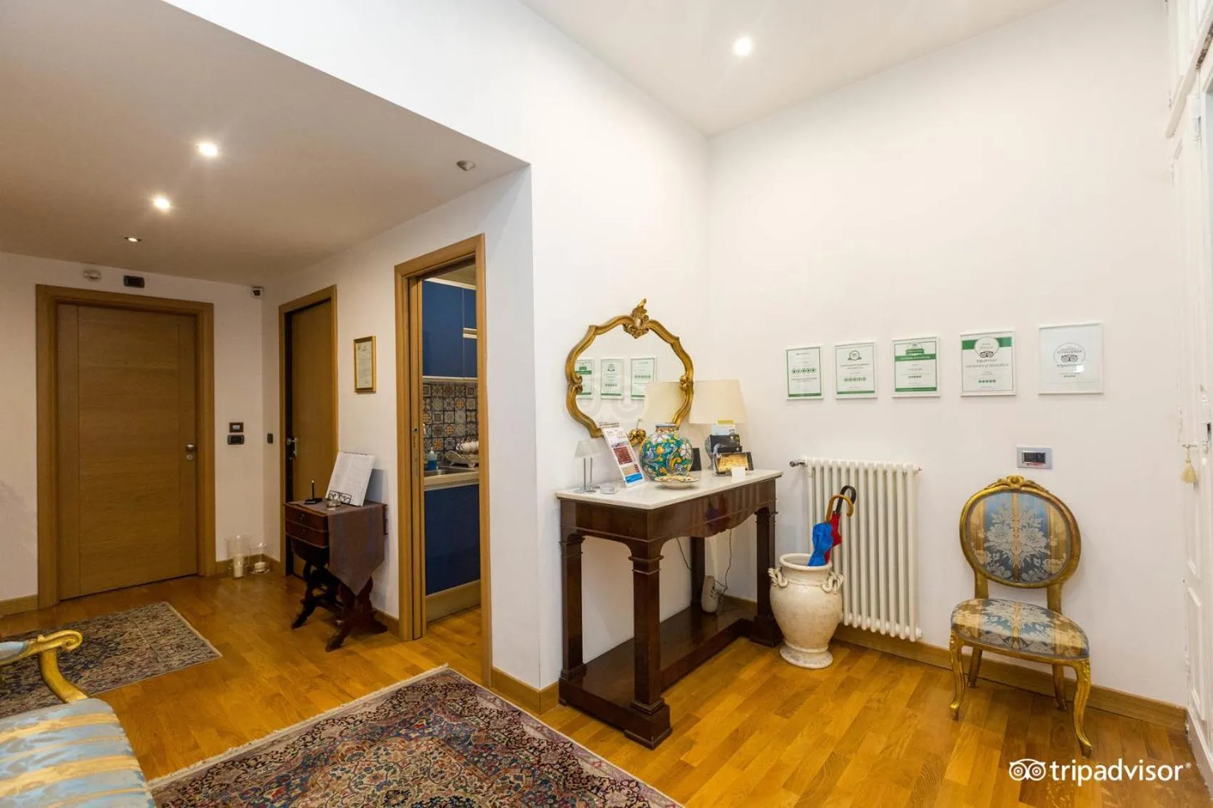 Lobby or reception in B&B Orsini 46