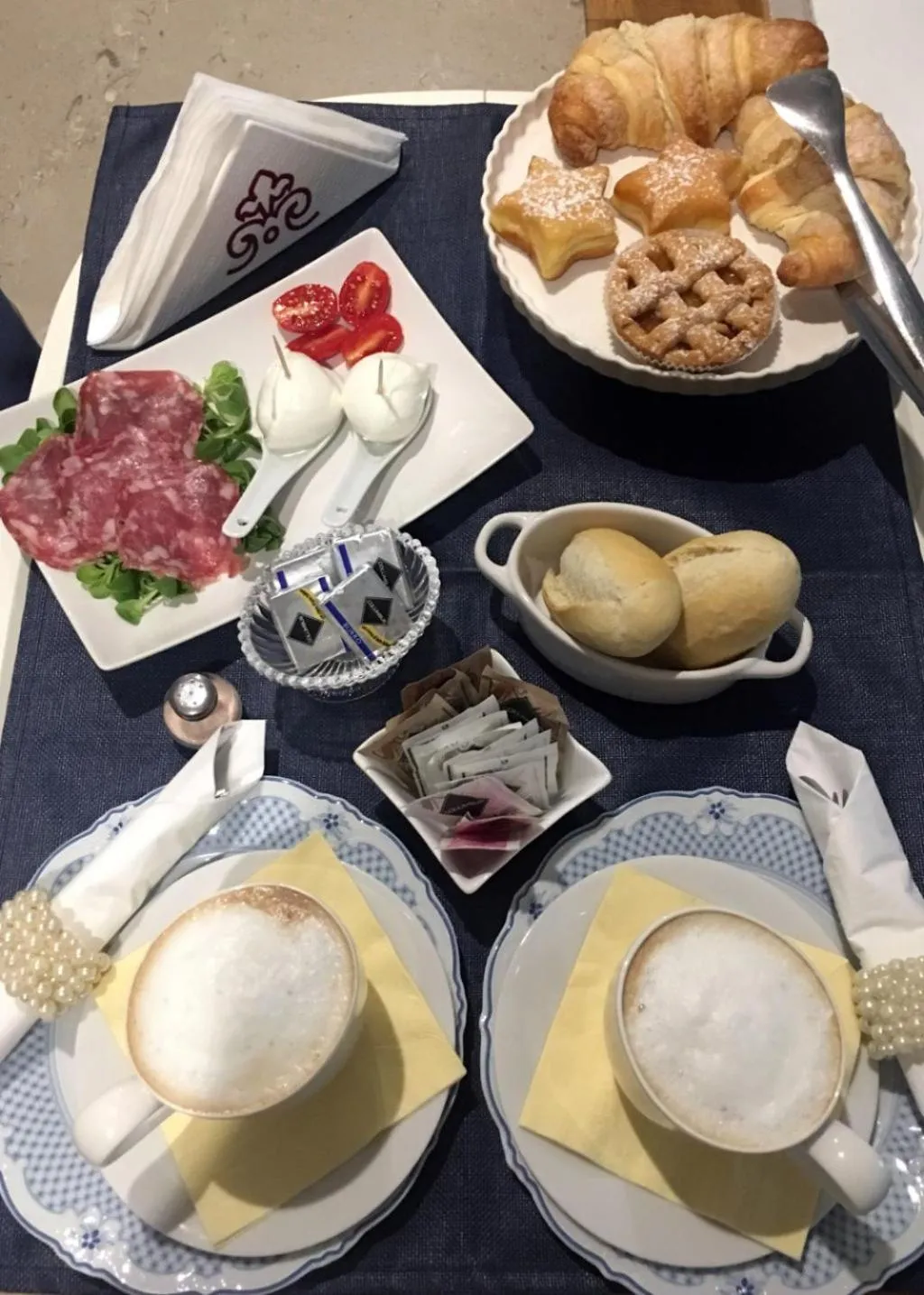 Breakfast in B&B Orsini 46