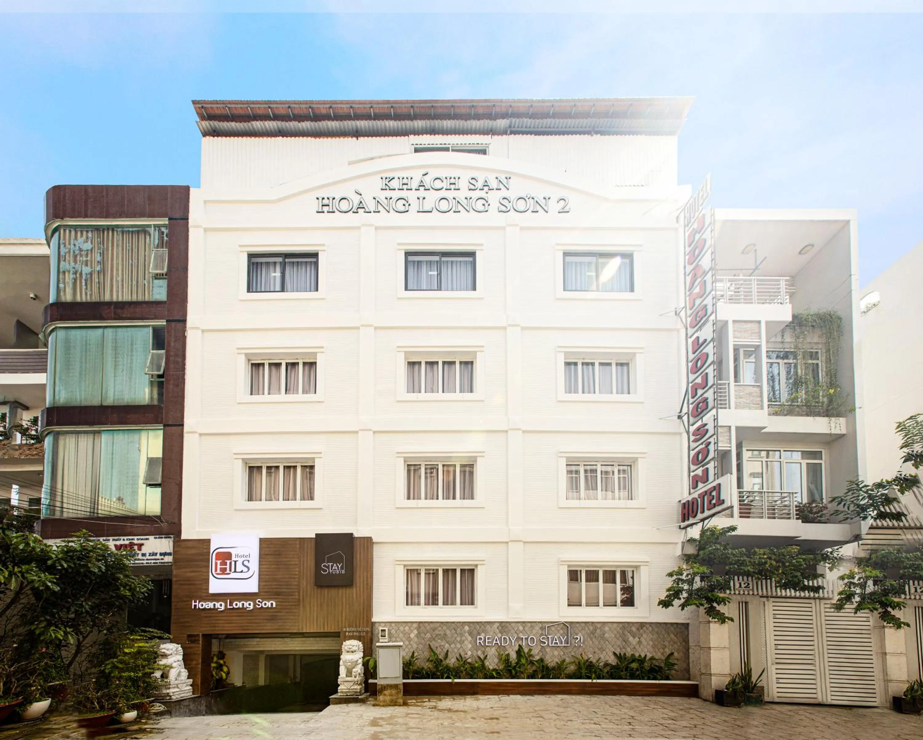 Property building in Hoang Long Son 2