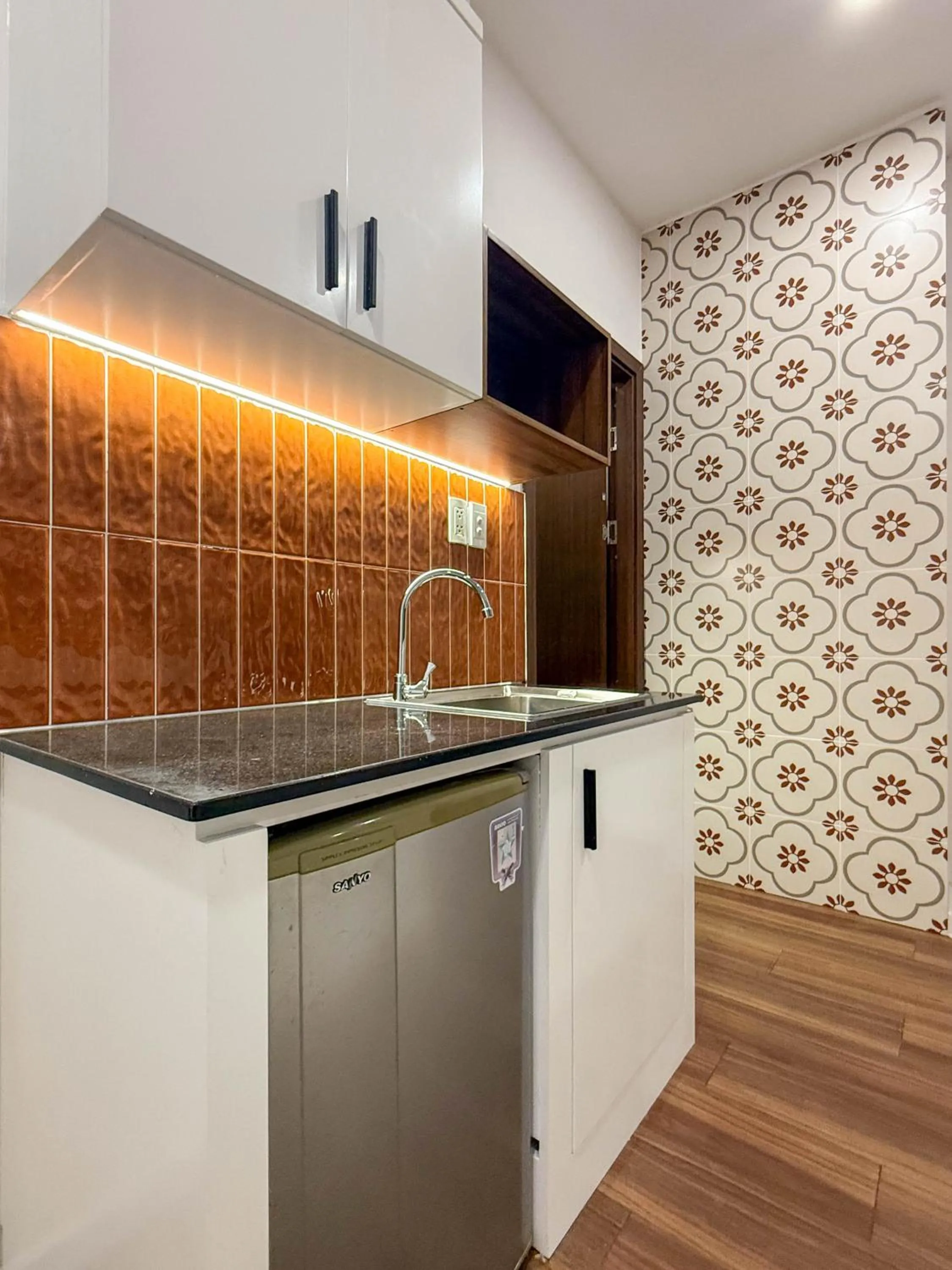 Kitchen or kitchenette in Hoang Long Son 2