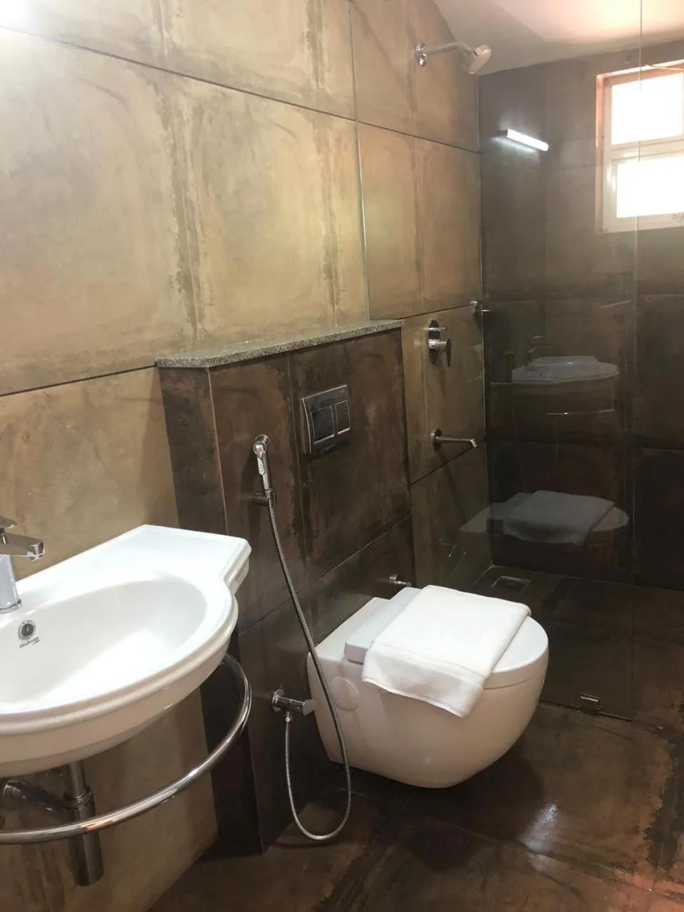 Toilet in Abad Brookside Wayanad