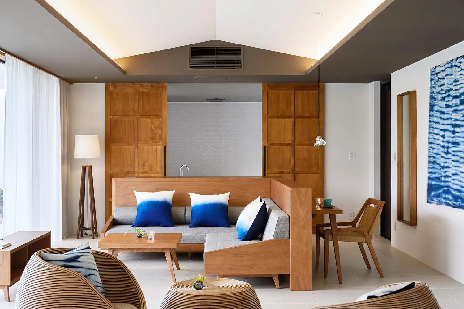 Photo of the whole room in The Rescape