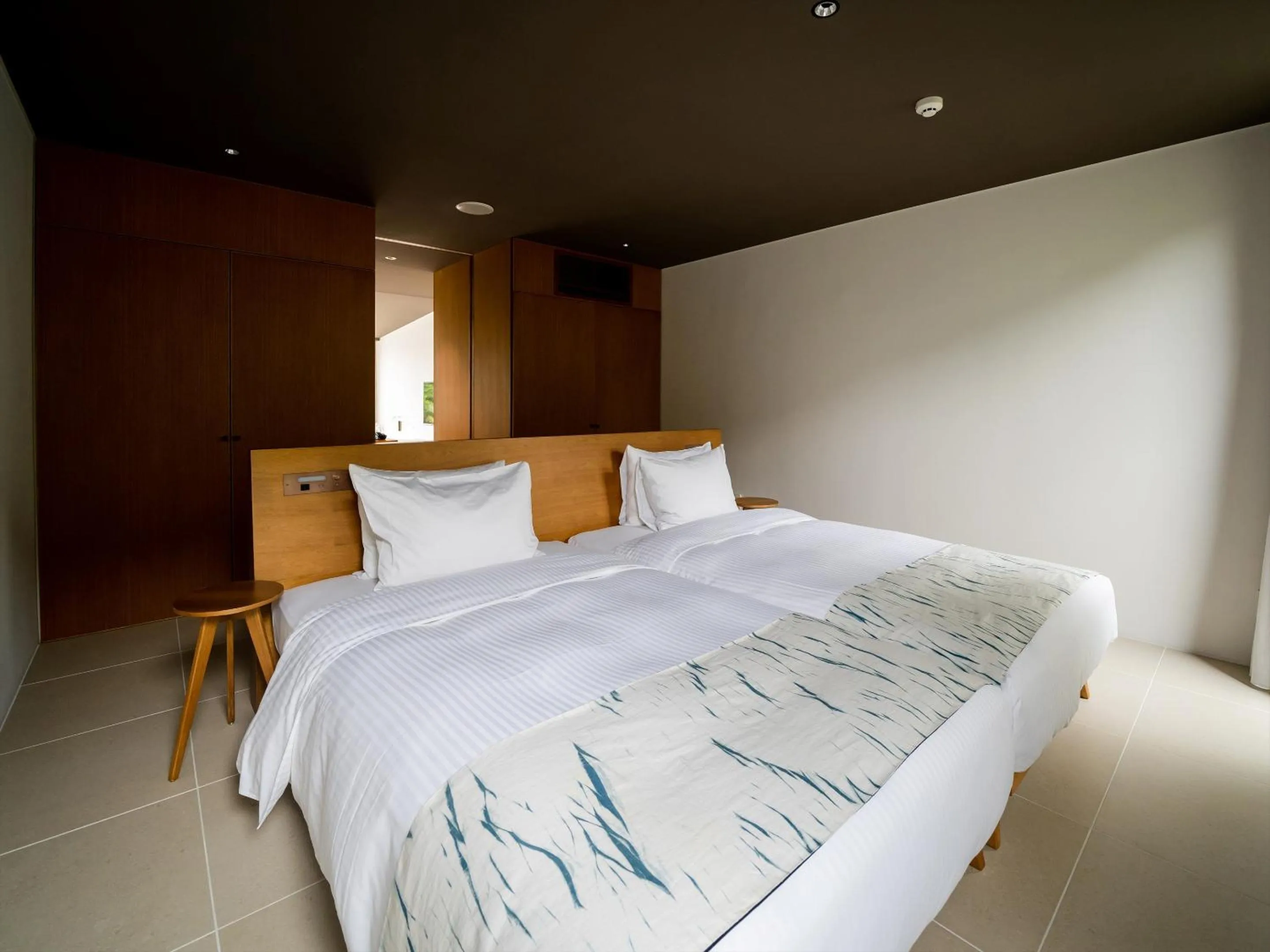 Photo of the whole room, Bed in The Rescape