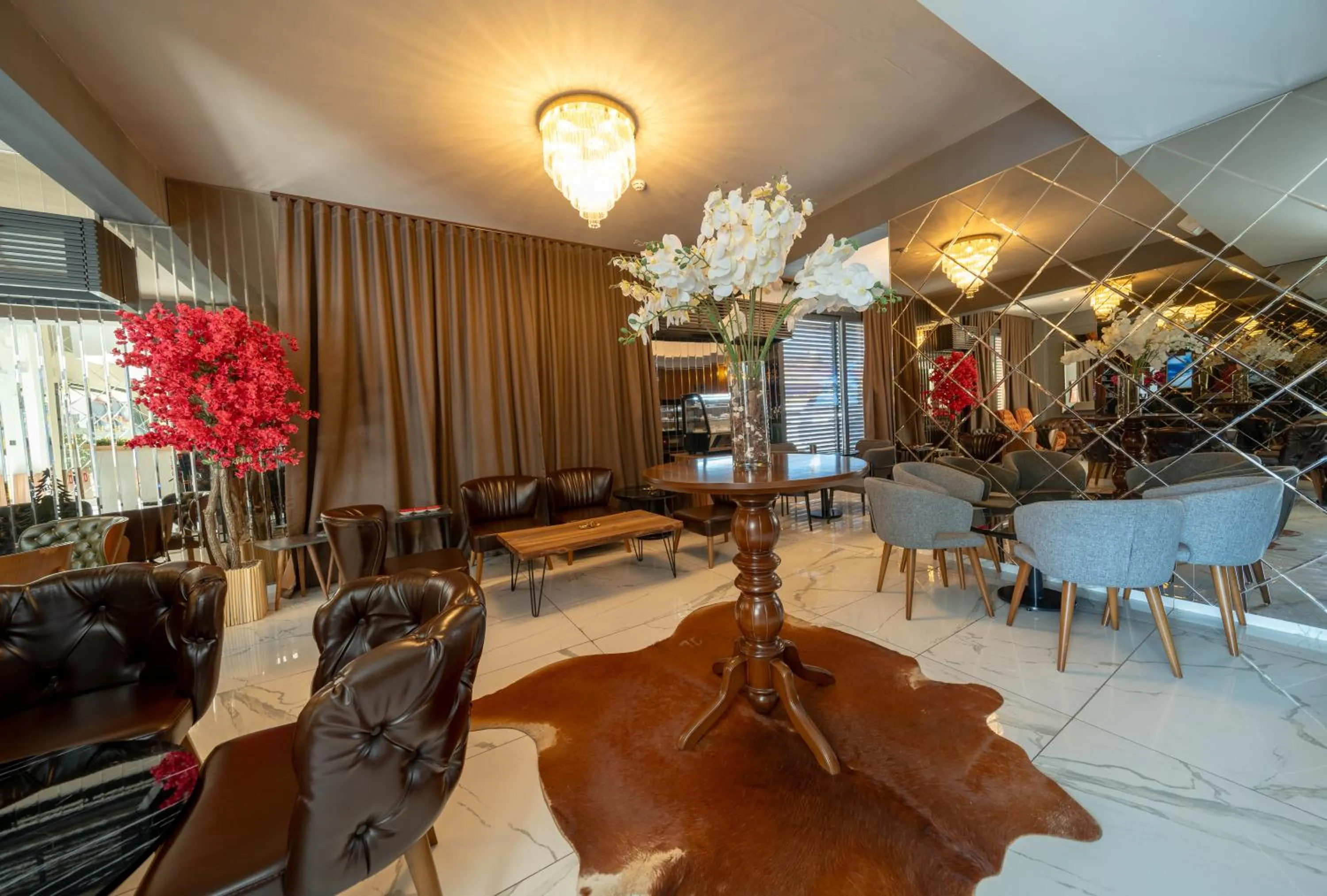 Lobby or reception in Sky Roof Hotel