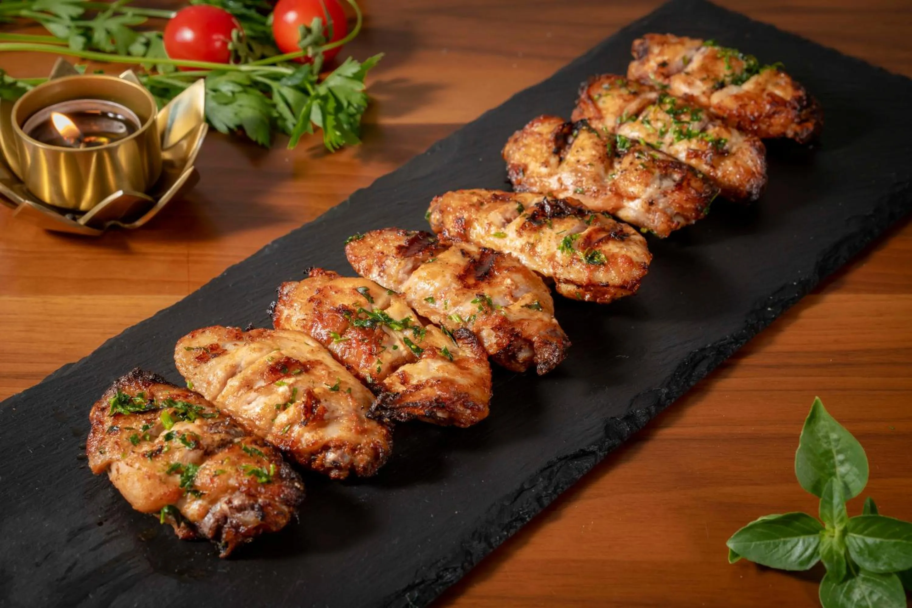 Restaurant/places to eat in Sky Roof Hotel