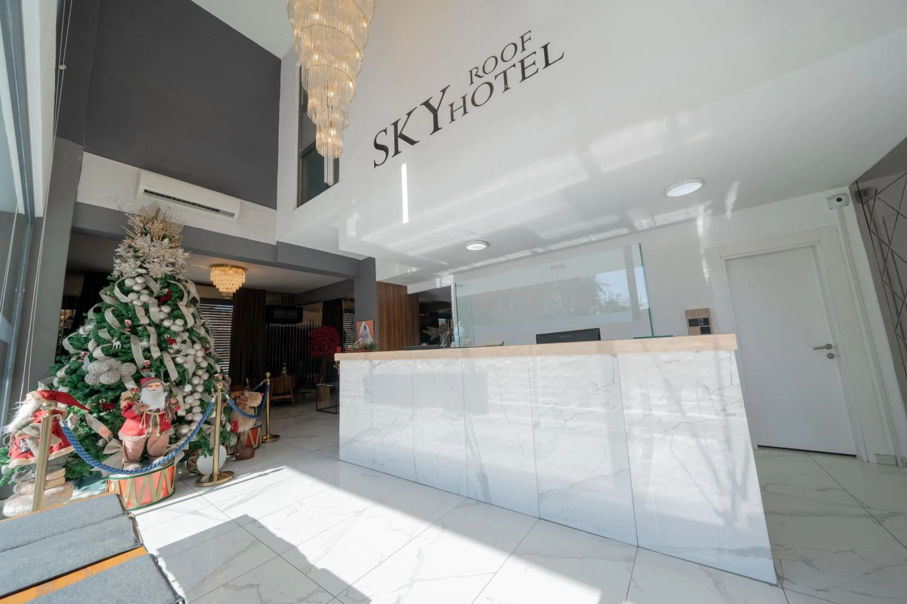 Lobby or reception in Sky Roof Hotel