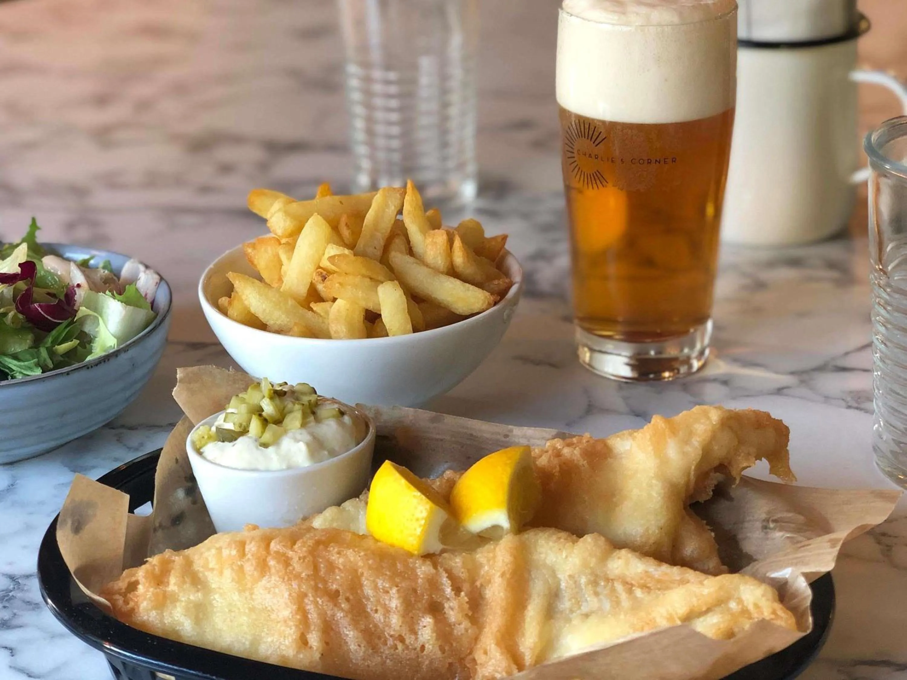 Restaurant/places to eat in ibis Saint-Omer Centre