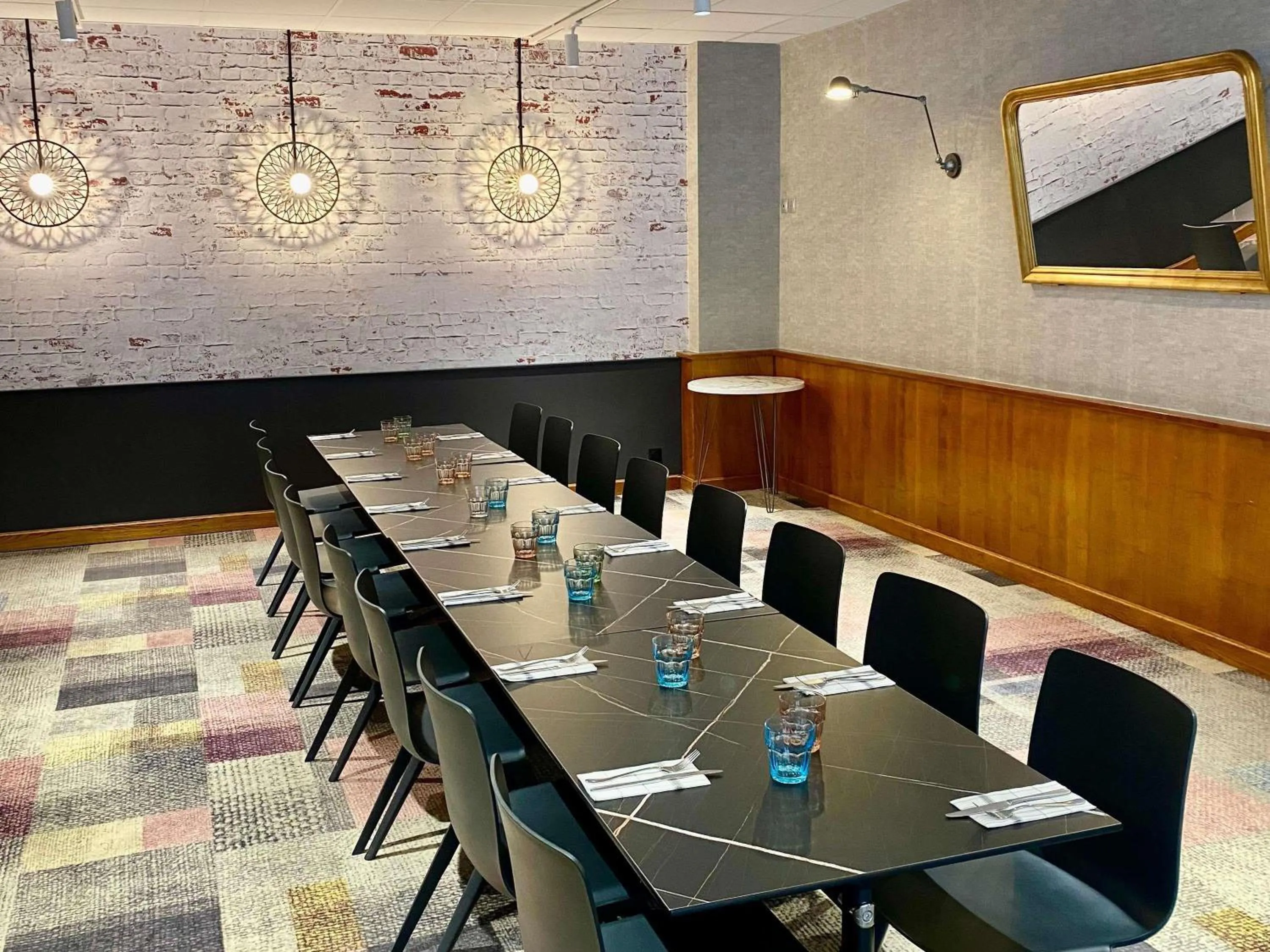 Meeting/conference room in ibis Saint-Omer Centre