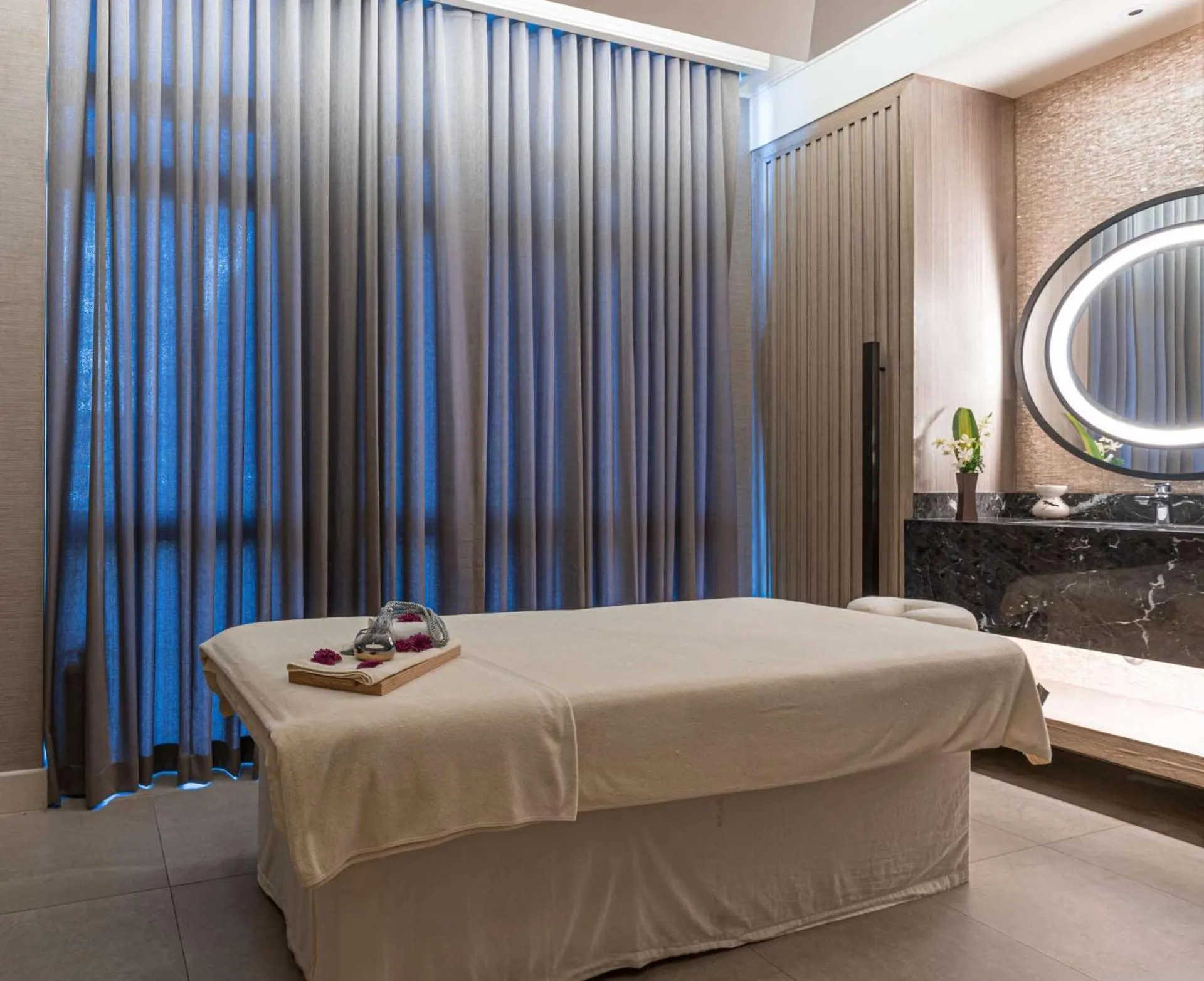 Fitness centre/facilities, Bed in dusitD2 Davao