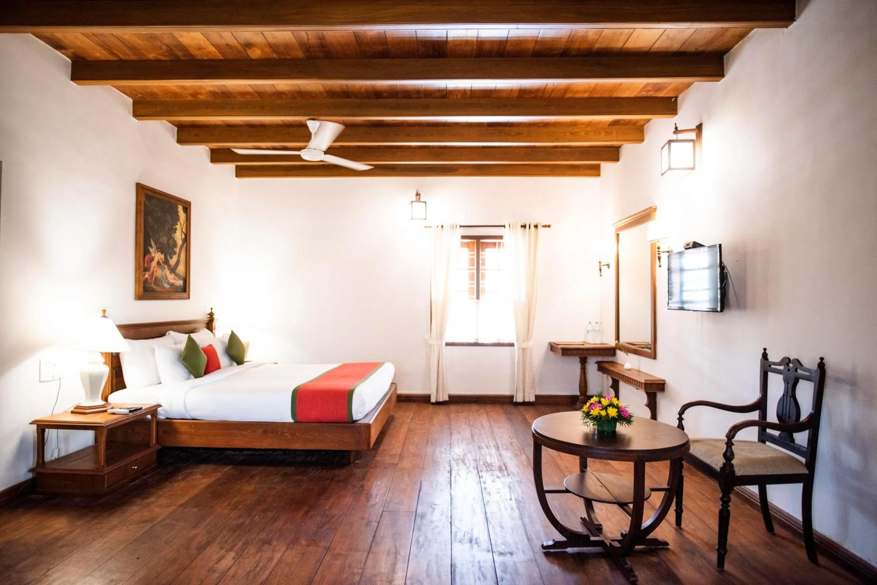 Photo of the whole room, Bed in Abad Dutch Bungalow