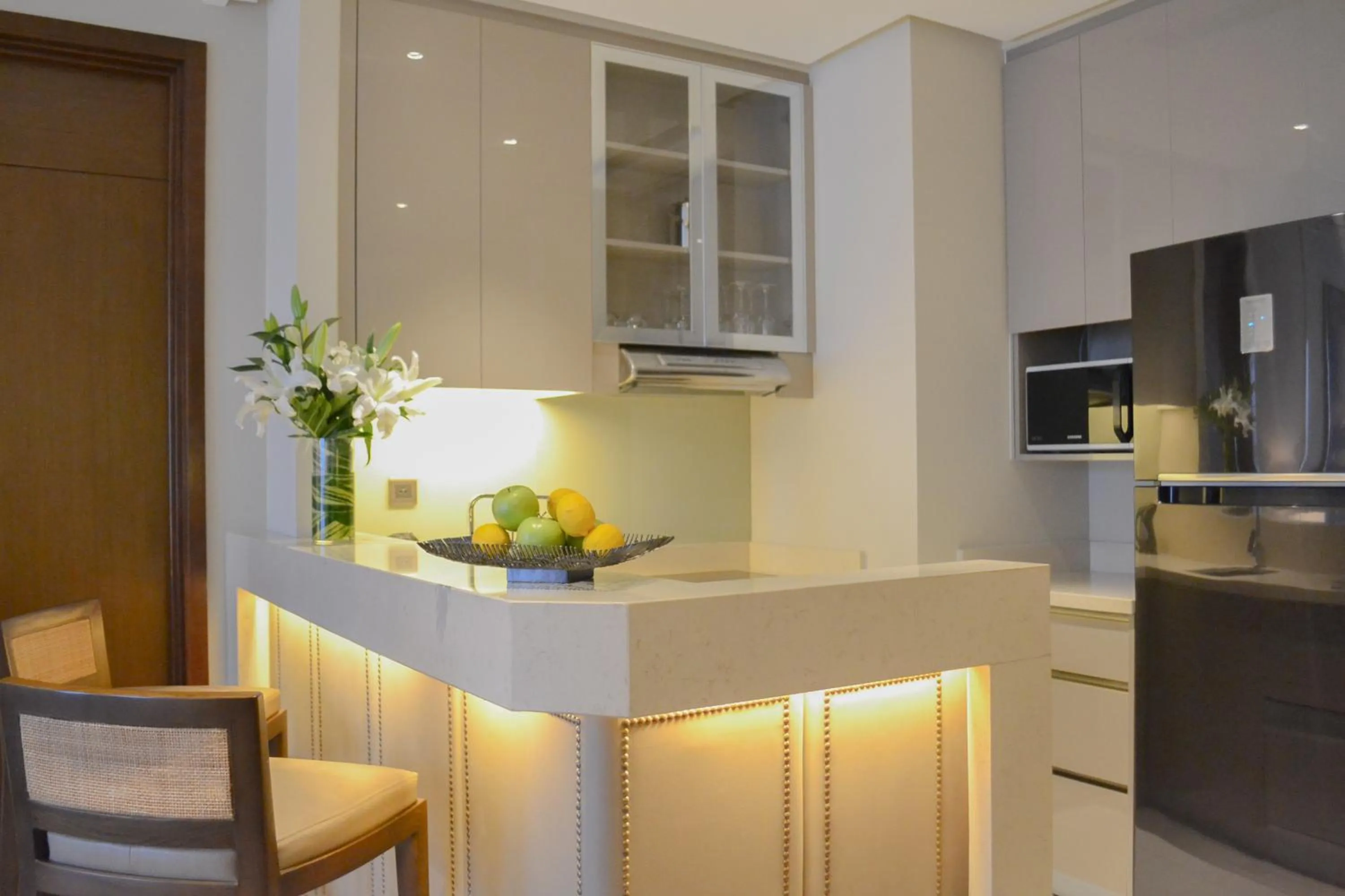 Kitchen or kitchenette in Dusit Thani Residence Davao