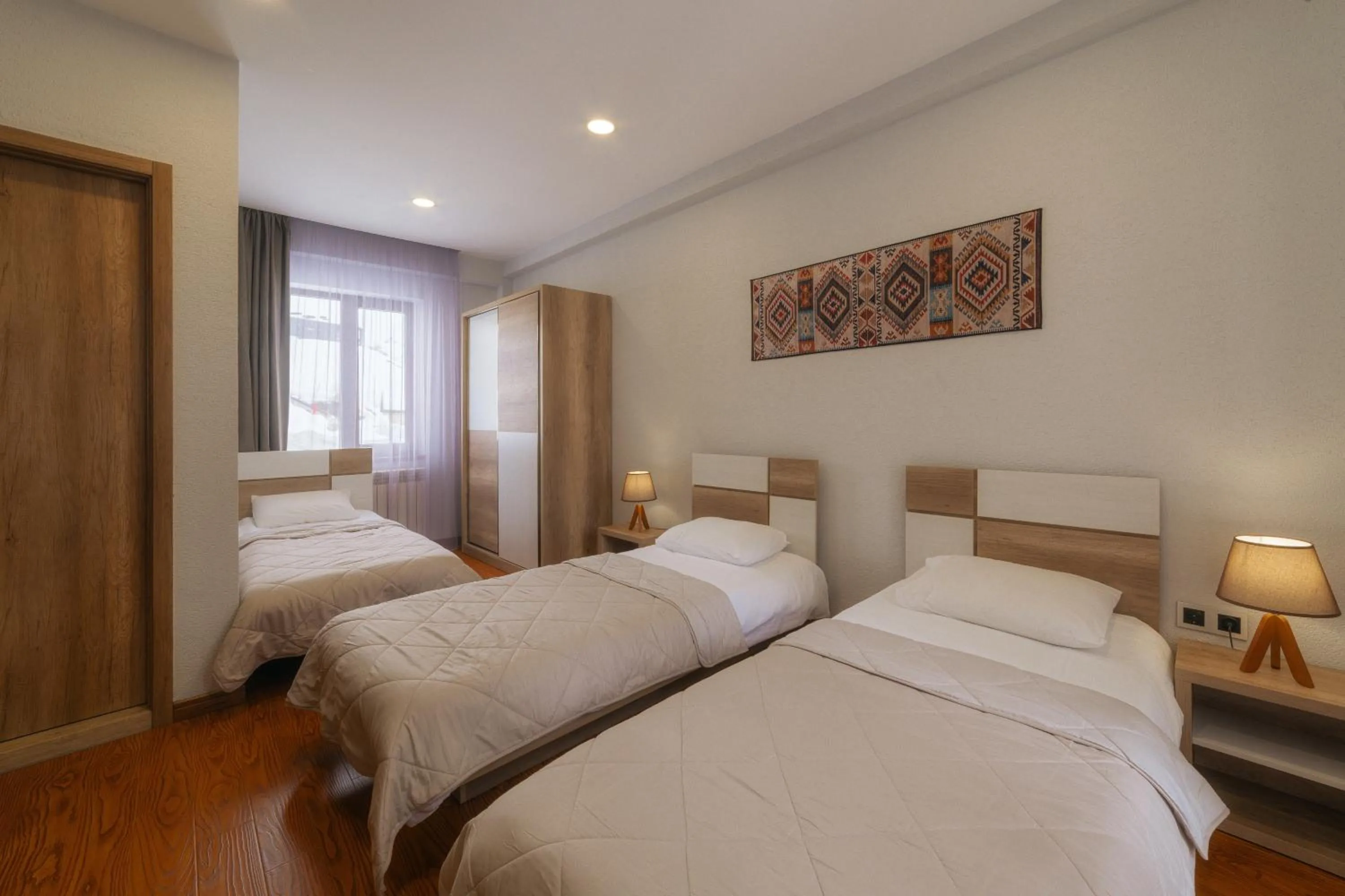 Ereto Hotel by SnowTime