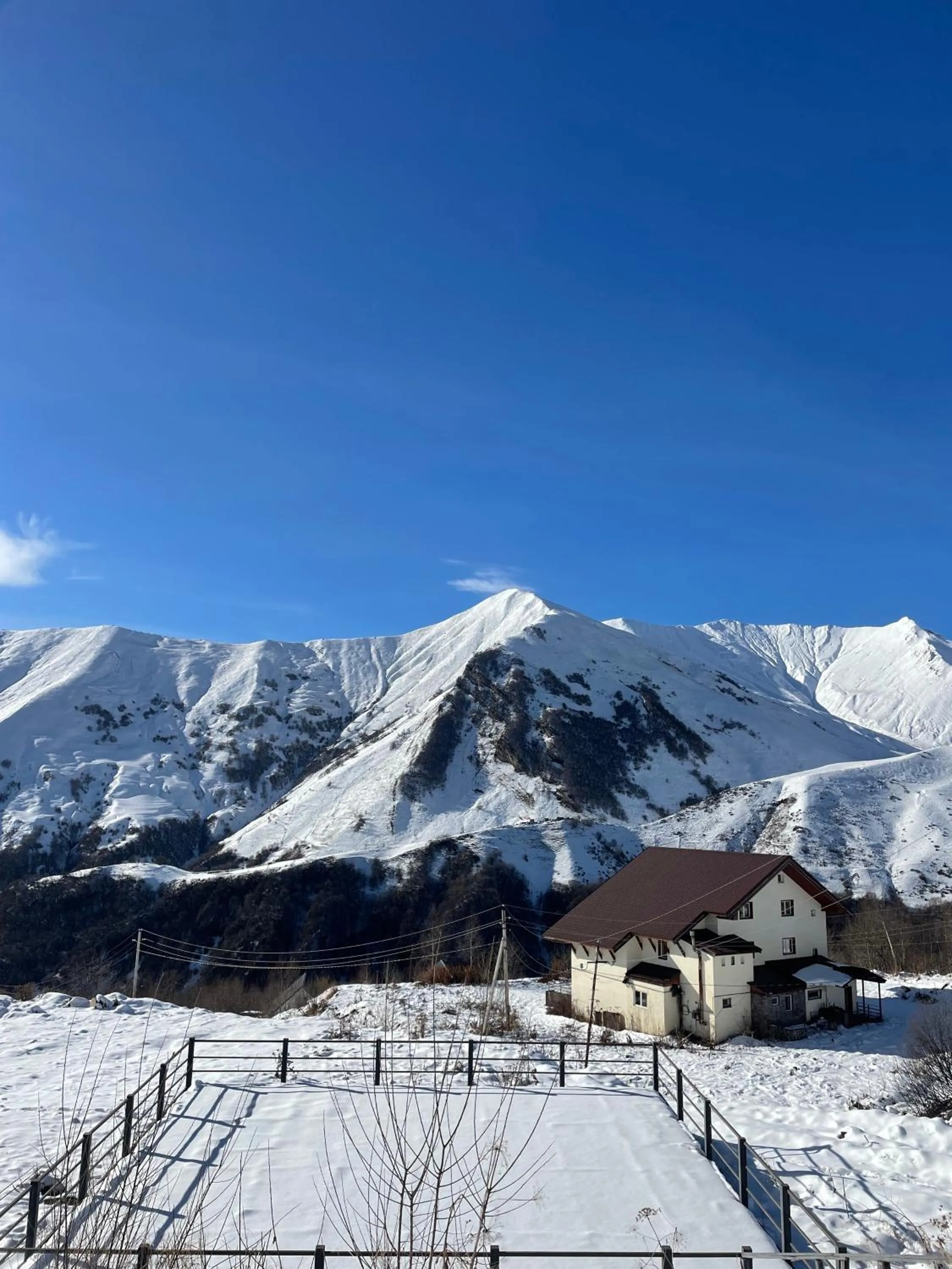 Ereto Hotel by SnowTime