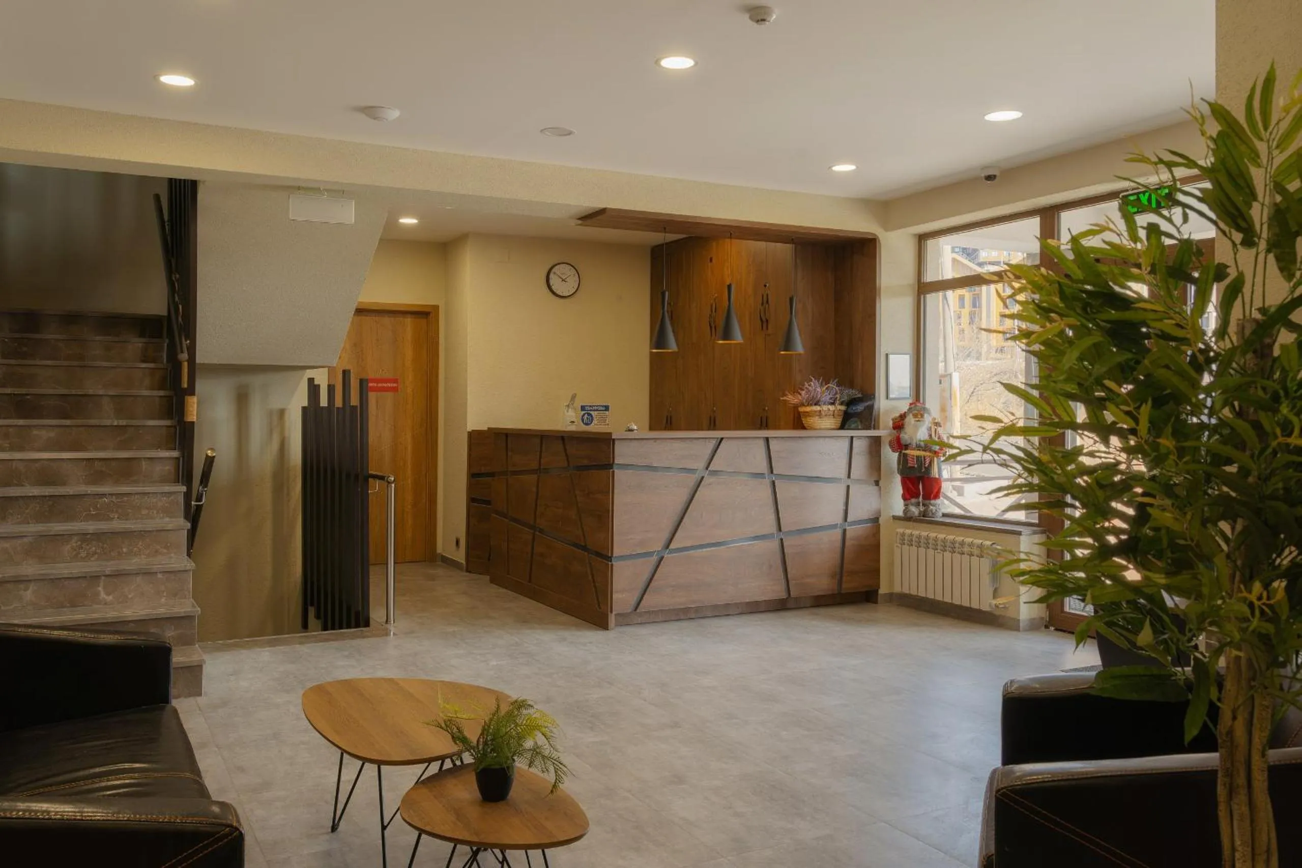 Ereto Hotel by SnowTime