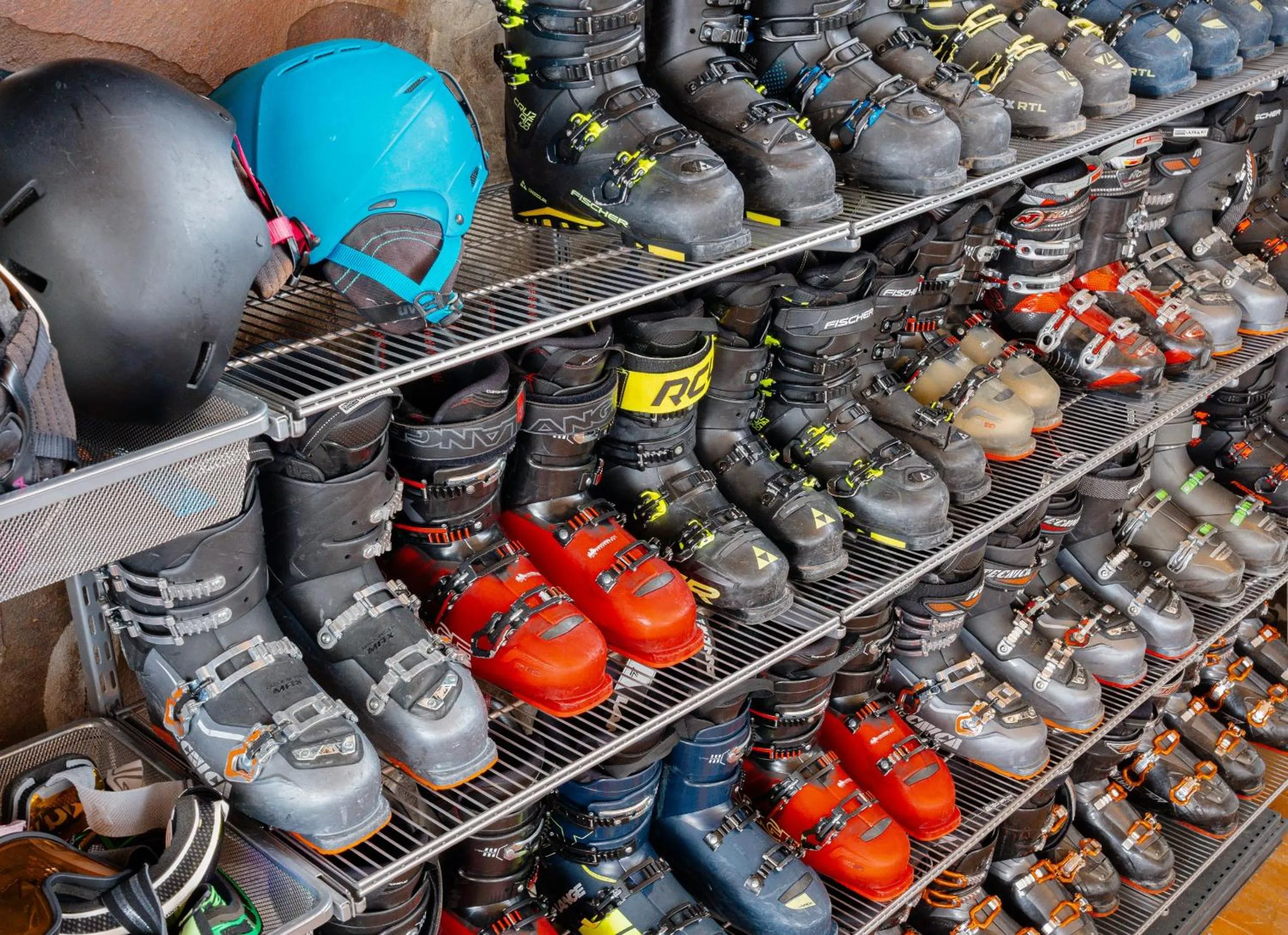 Ereto Hotel by SnowTime