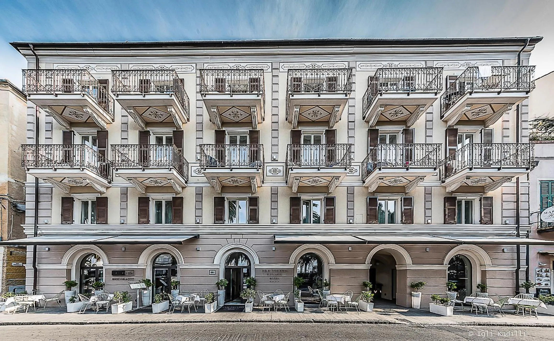 Property building in Hotel San Pietro Palace