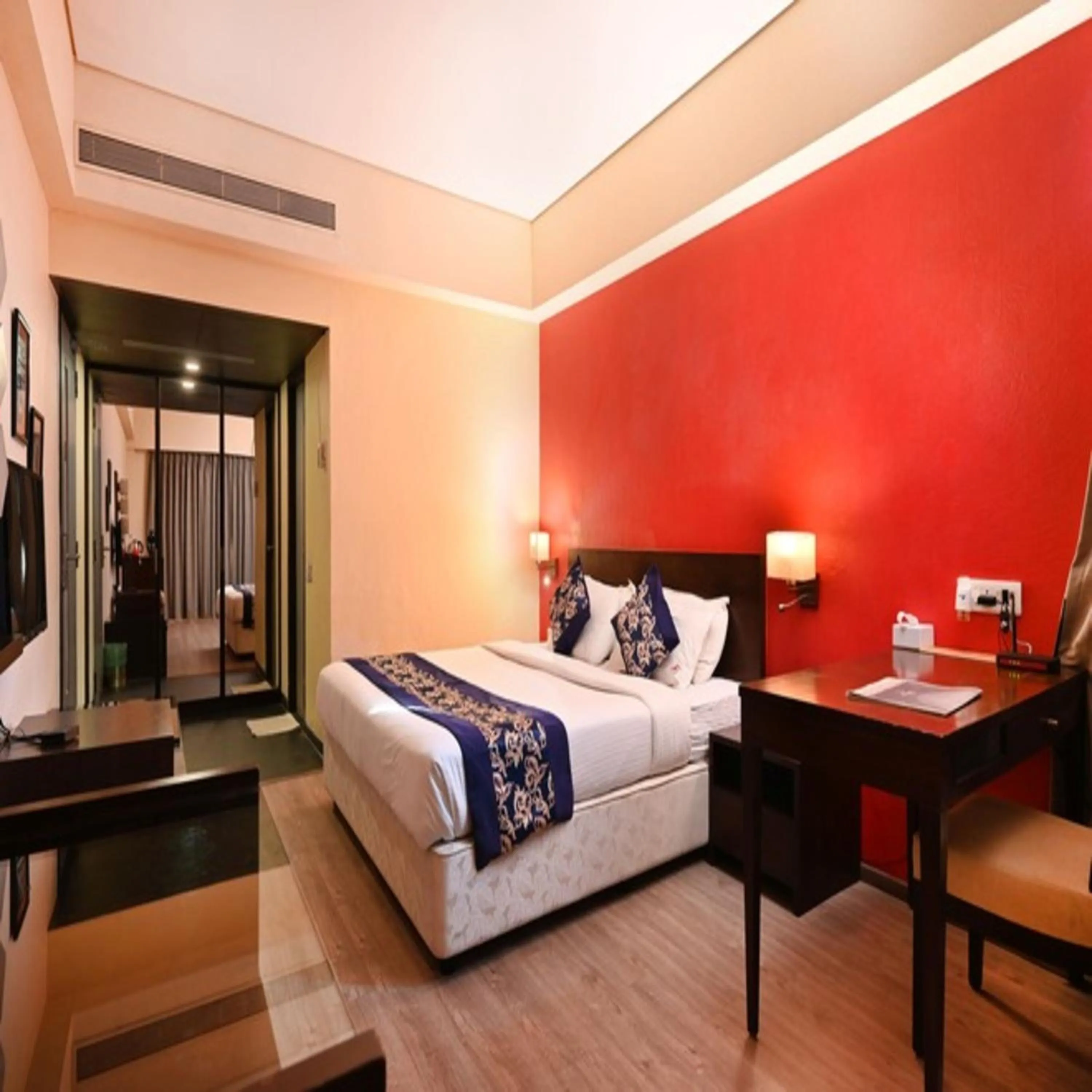 Bed in The Legend Hotel- Santacruz Near Mumbai International Airport