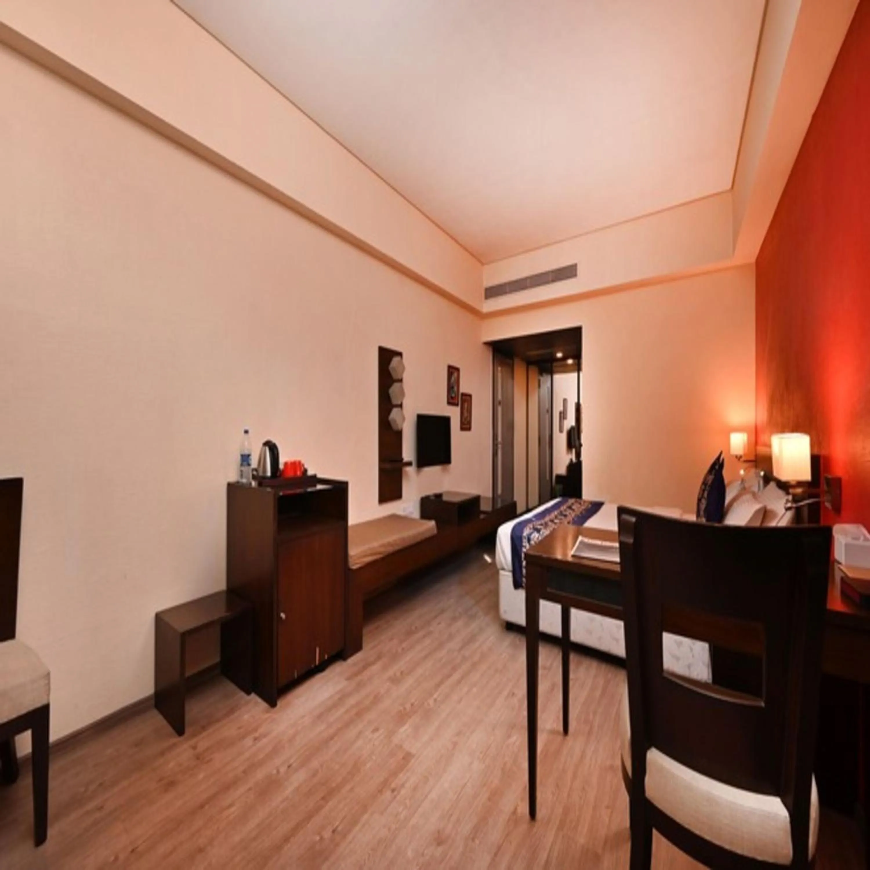 Bed in The Legend Hotel- Santacruz Near Mumbai International Airport