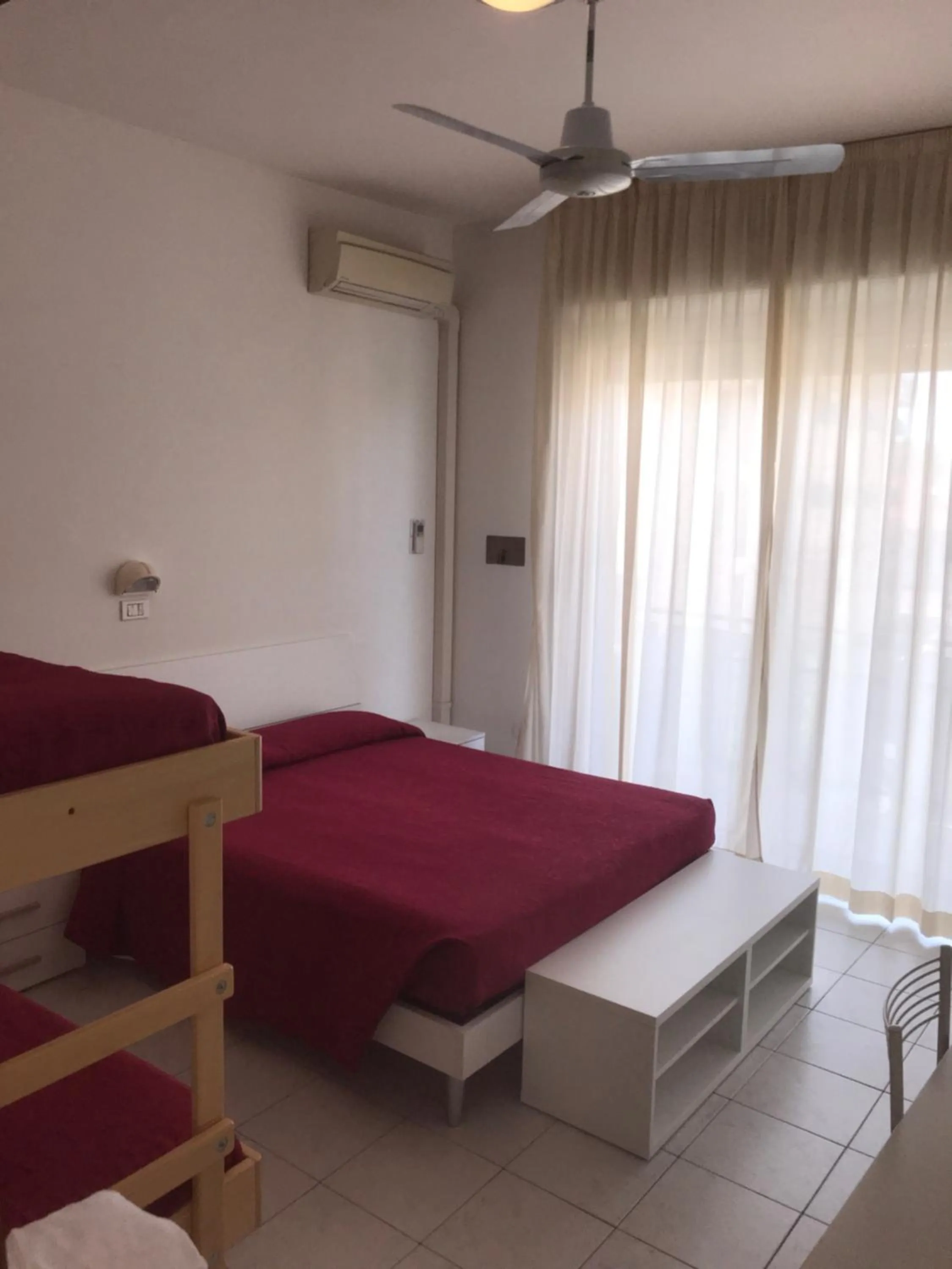 Bed in Hotel Rivamare