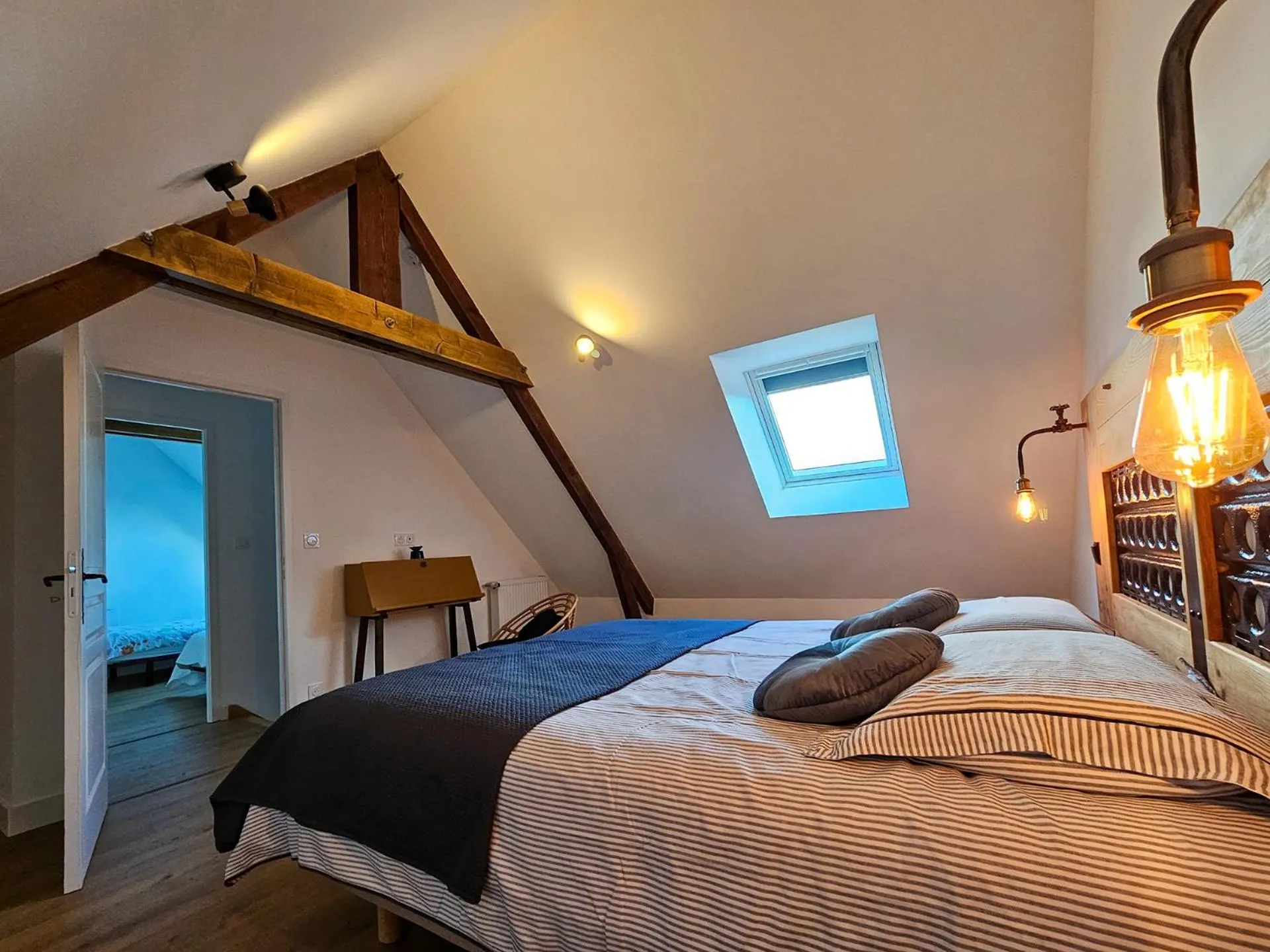 Bedroom, Bed in Manoir de Turqueville les Quatre Etoiles