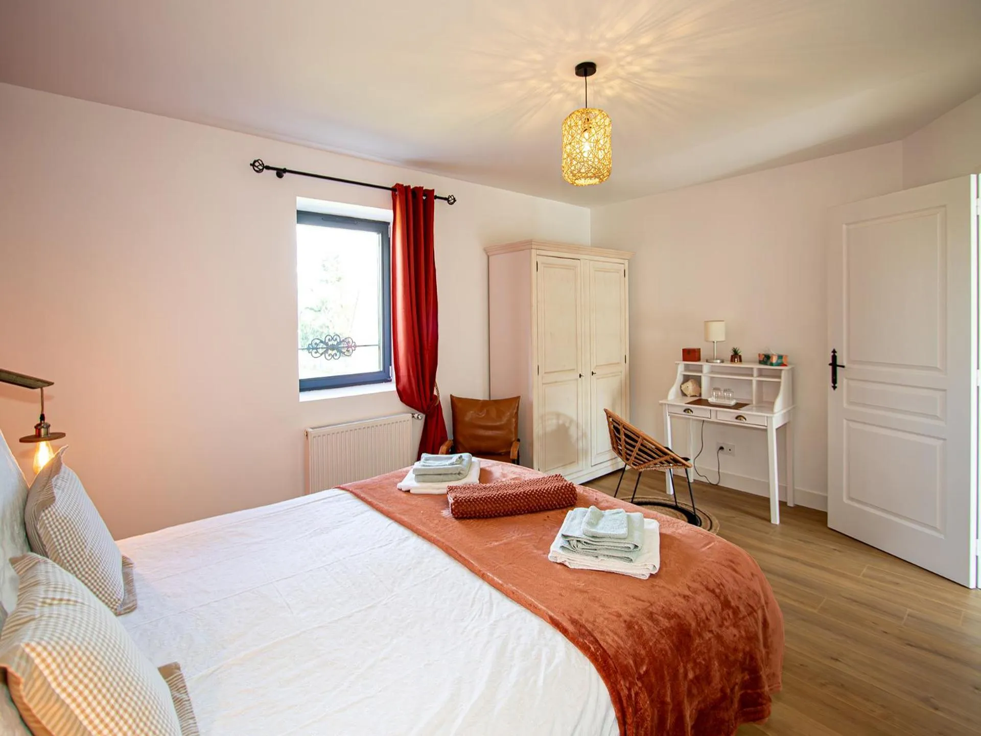 Bedroom, Bed in Manoir de Turqueville les Quatre Etoiles