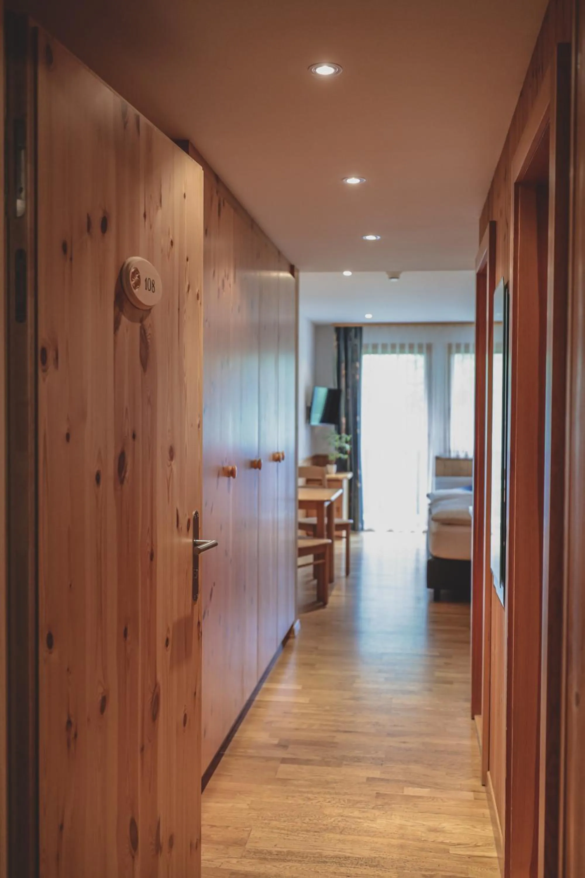 Photo of the whole room in Hotel Sonnenhalde, Arosa