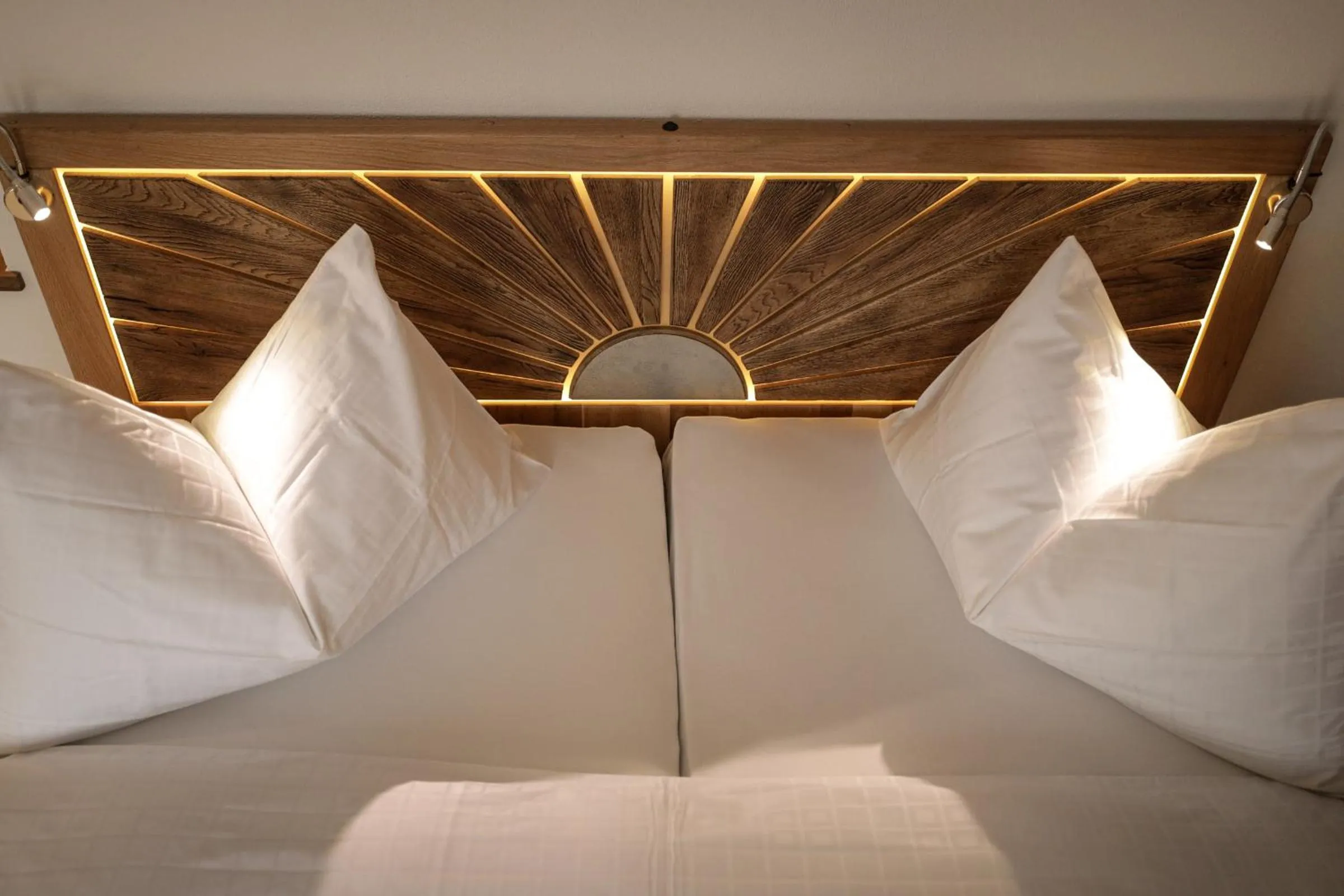 Bed in Hotel Sonnenhalde, Arosa