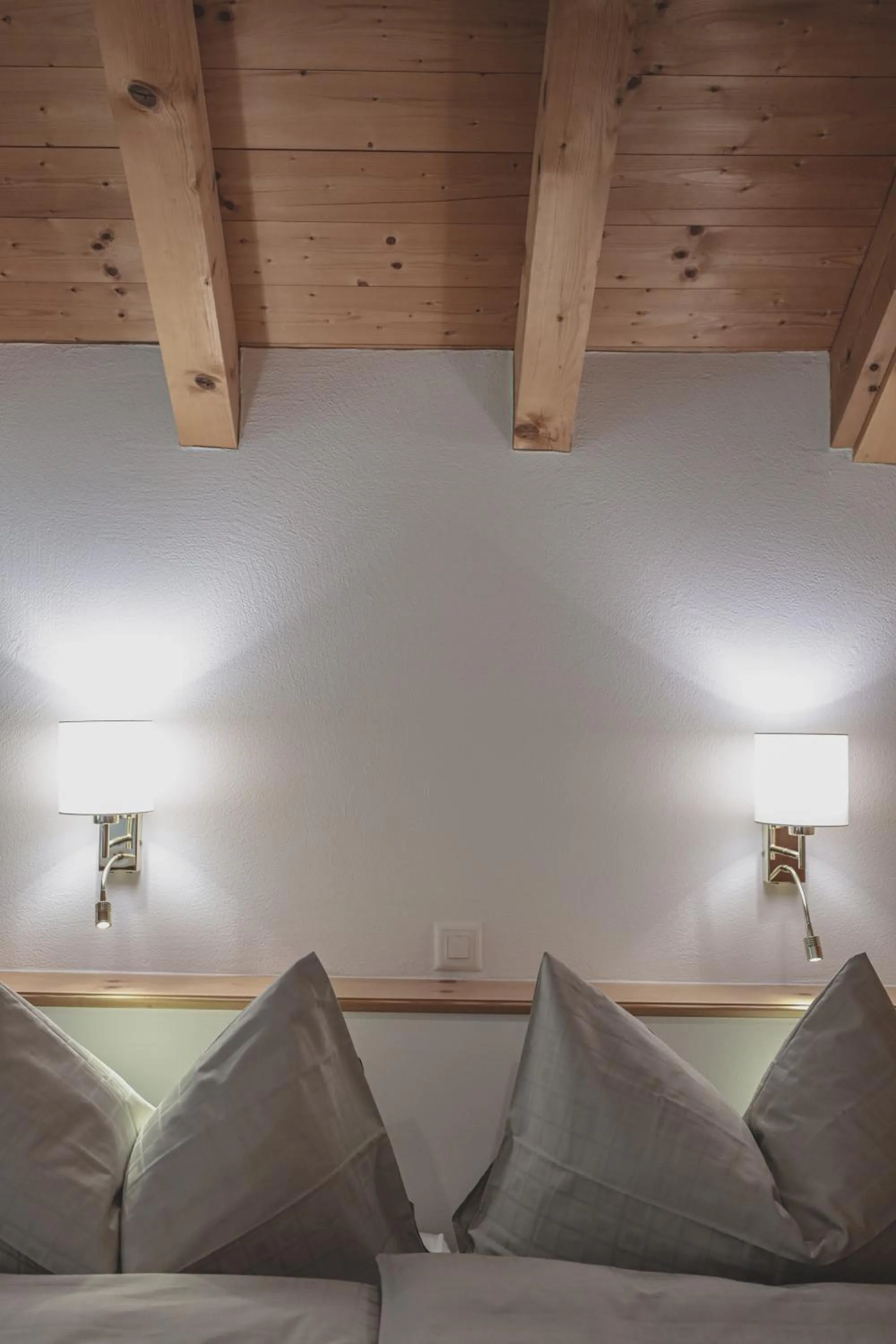 Bed in Hotel Sonnenhalde, Arosa