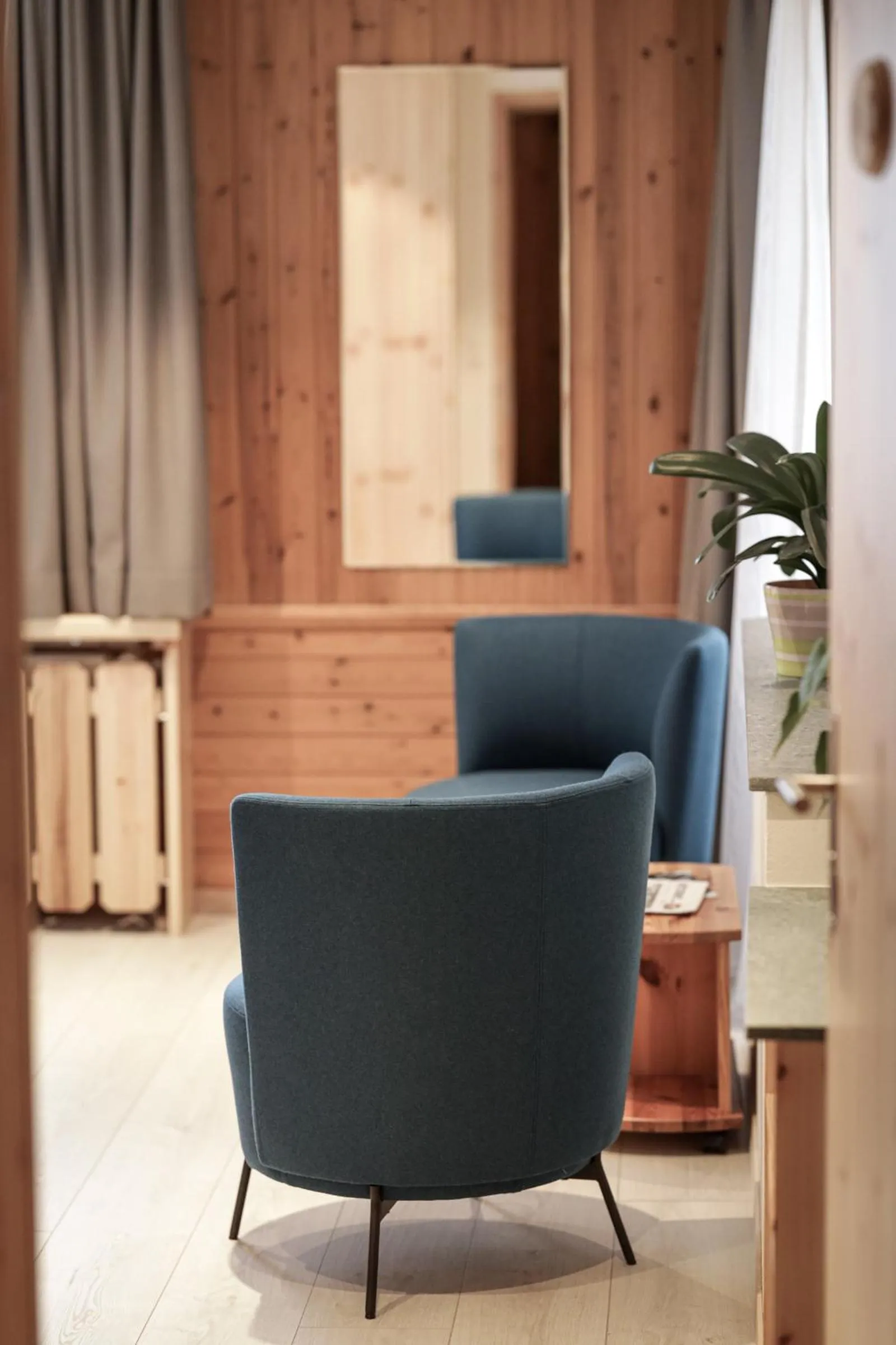 Photo of the whole room in Hotel Sonnenhalde, Arosa