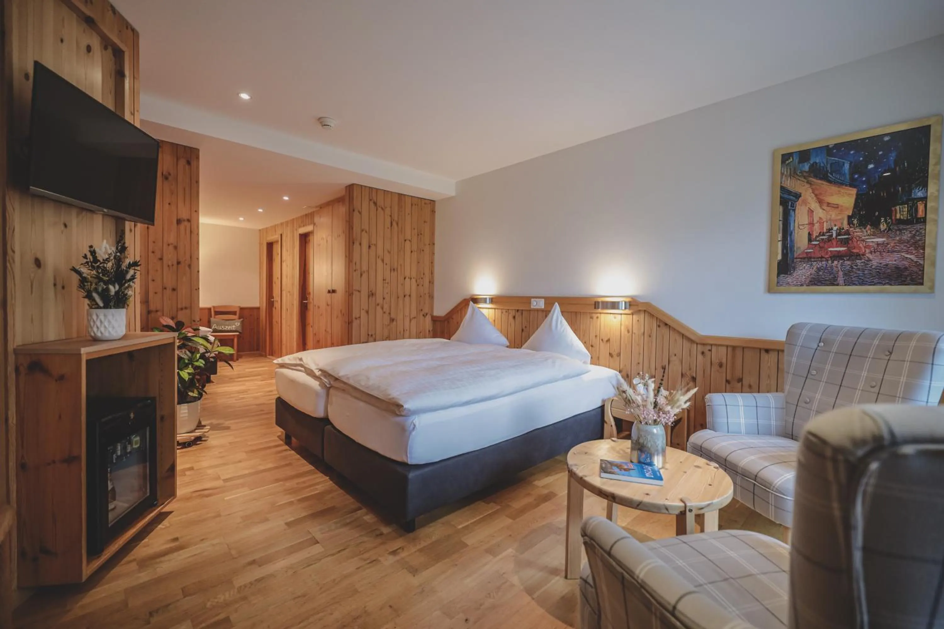 Bed in Hotel Sonnenhalde, Arosa