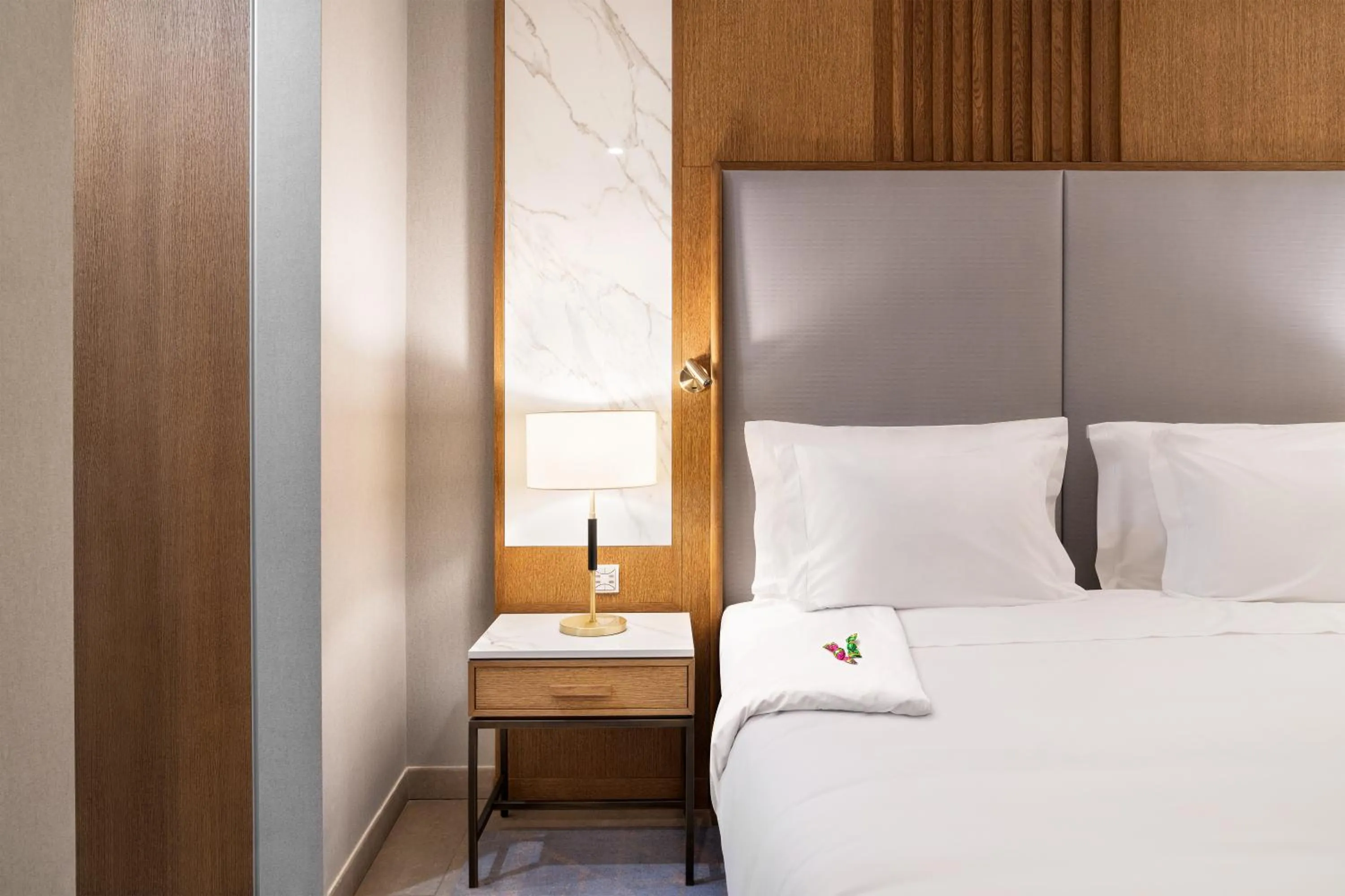 Bedroom, Bed in Wyndham Grand Algarve