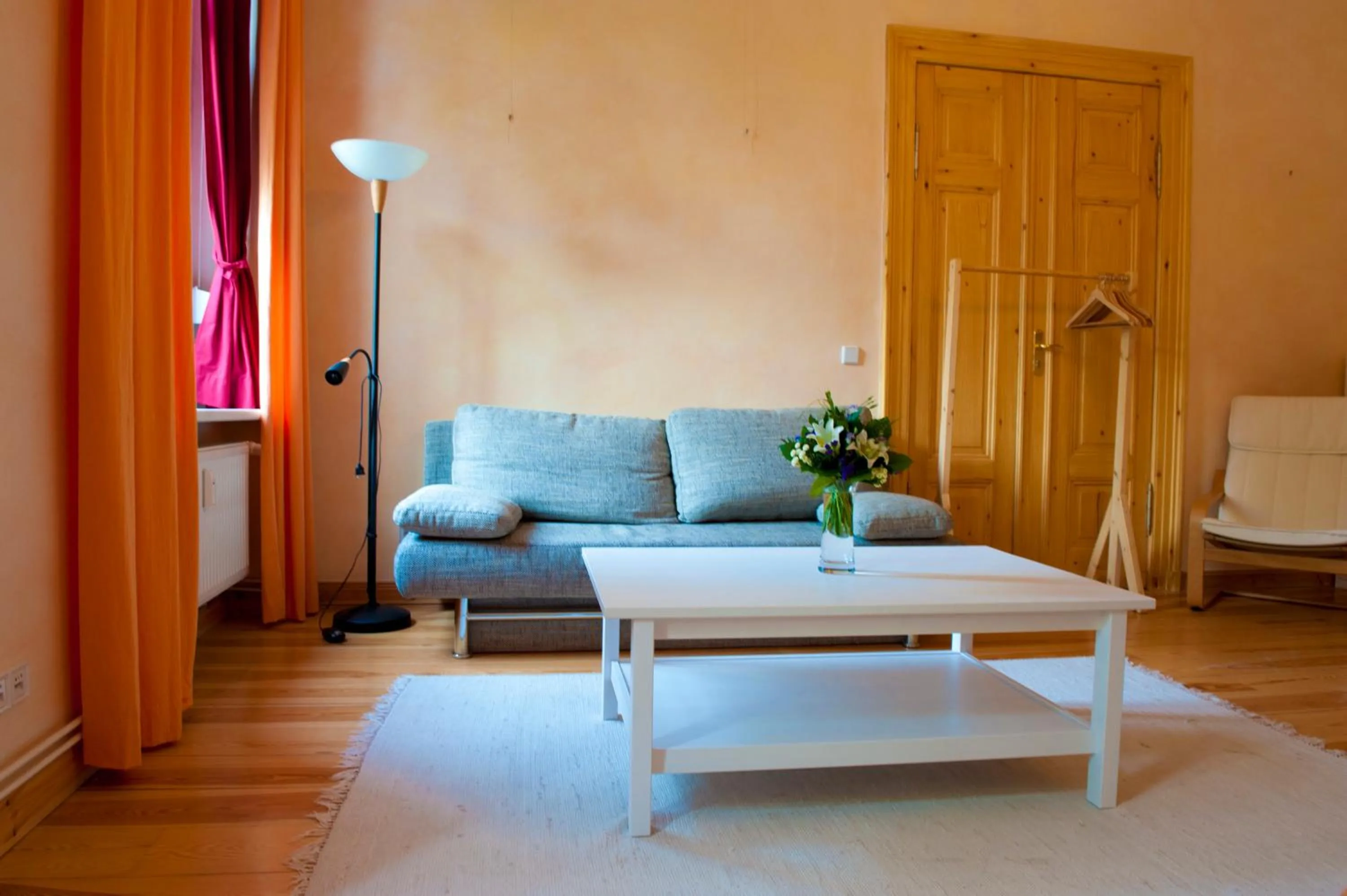 Seating area in Excellent Apartments Kreuzberg