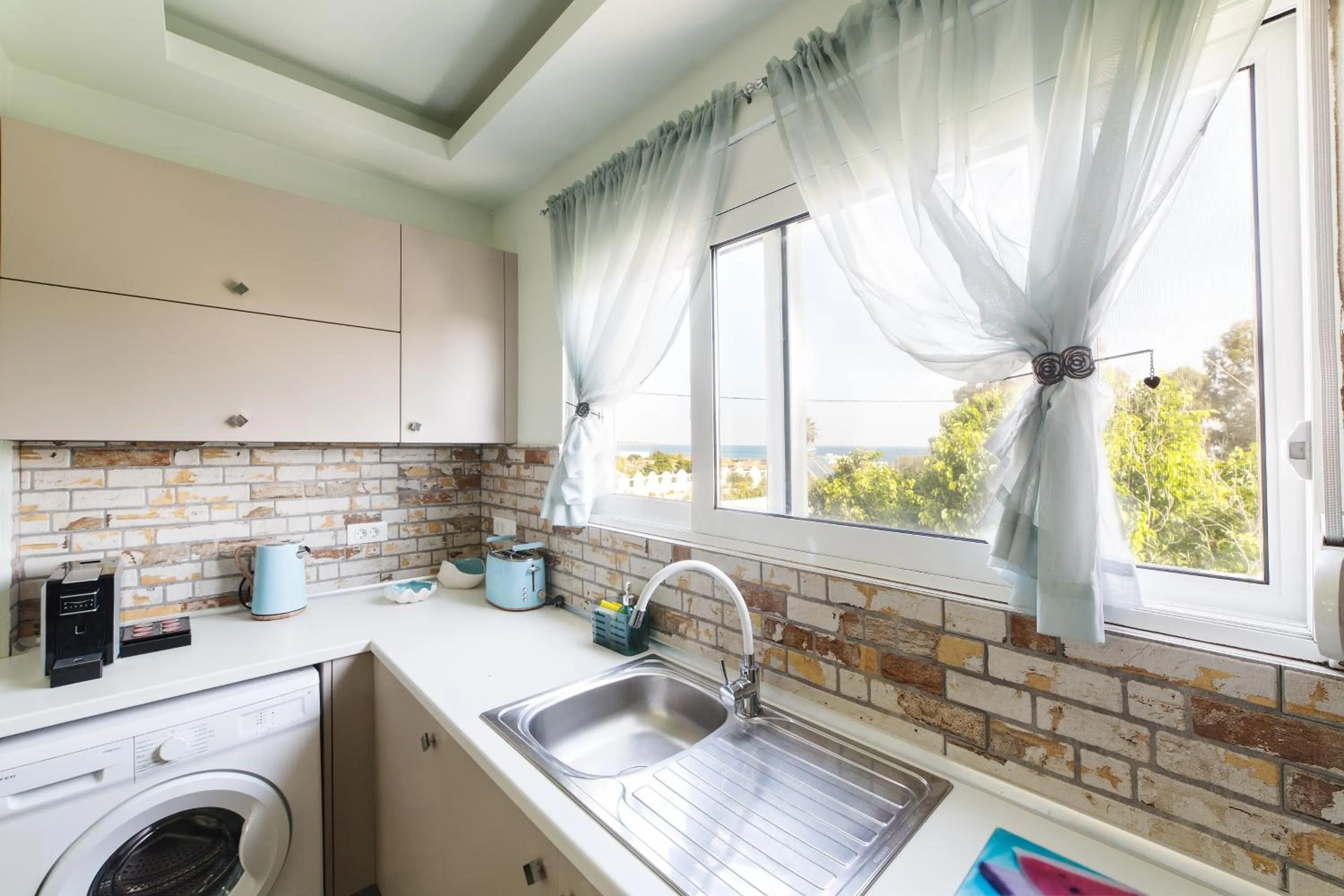 Kitchen or kitchenette in Anelia Boutique Studios & Apartments