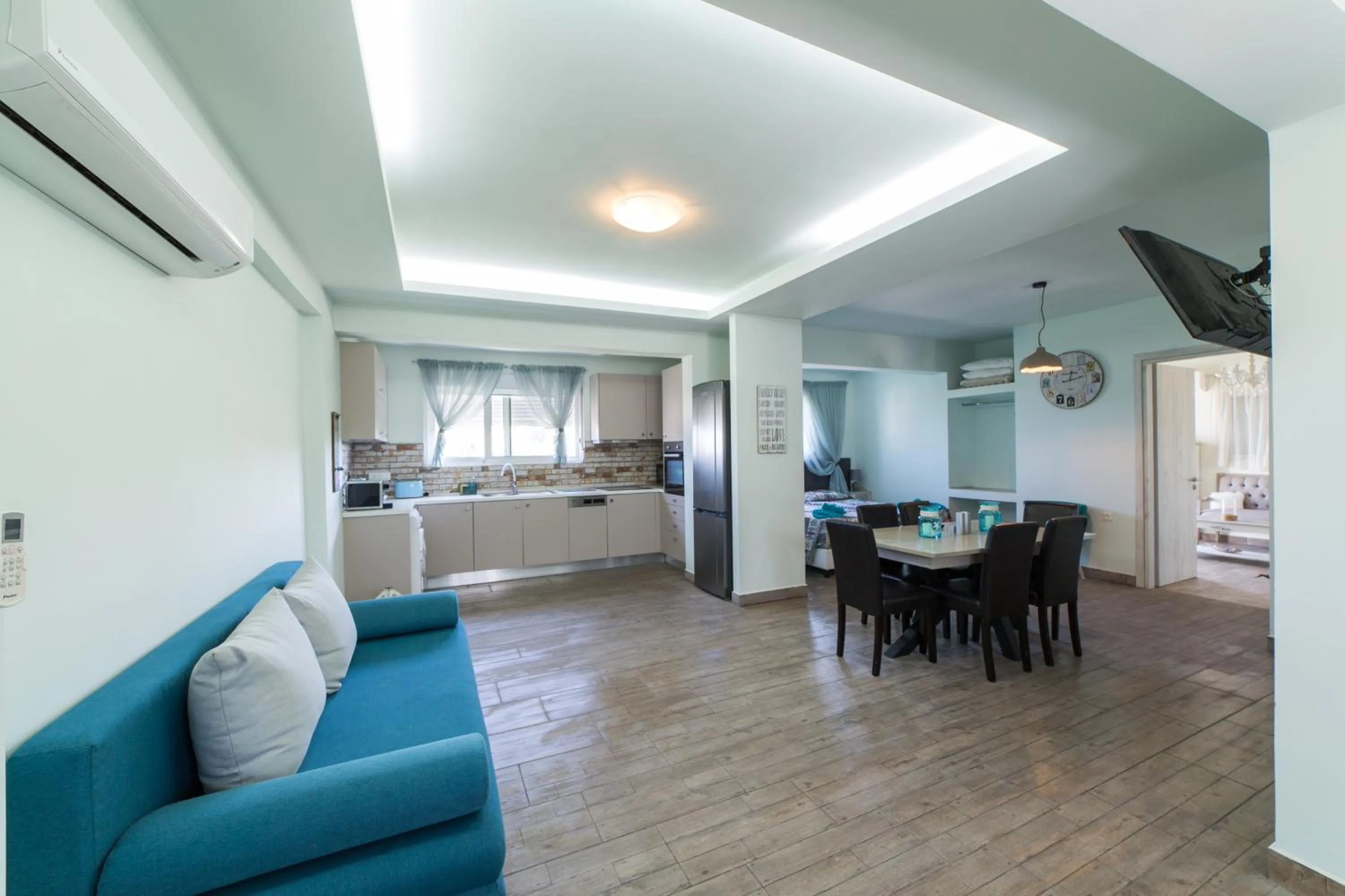 Dining area in Anelia Boutique Studios & Apartments