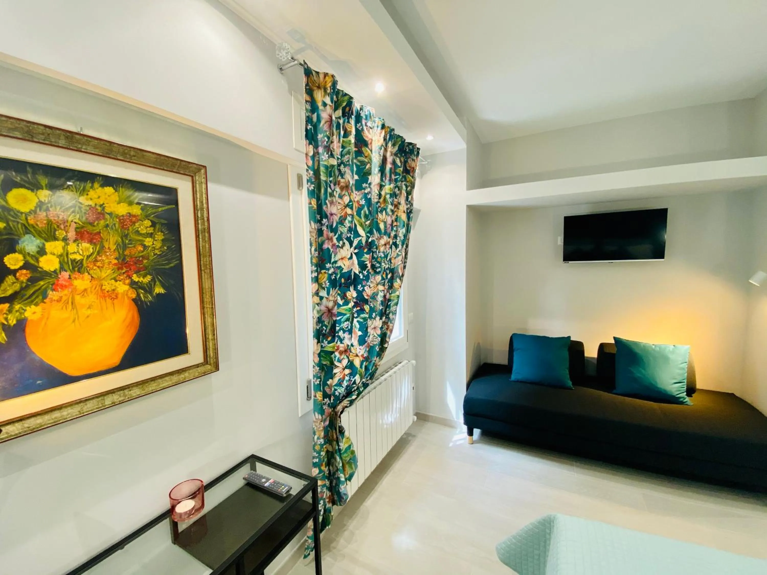 Living room in Olympic Suite Roma