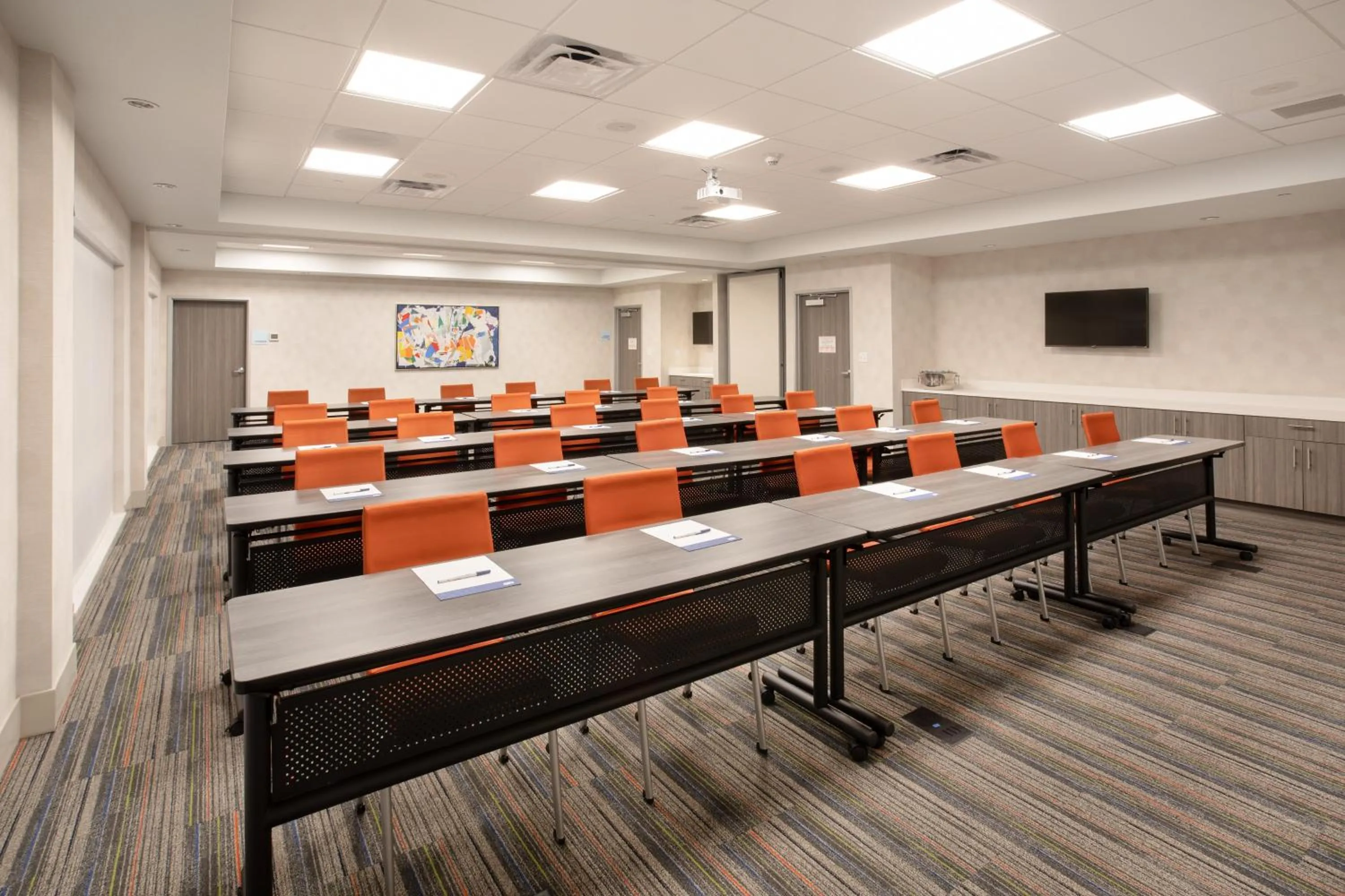 Meeting/conference room in Holiday Inn Express & Suites - Denver NE - Brighton by IHG
