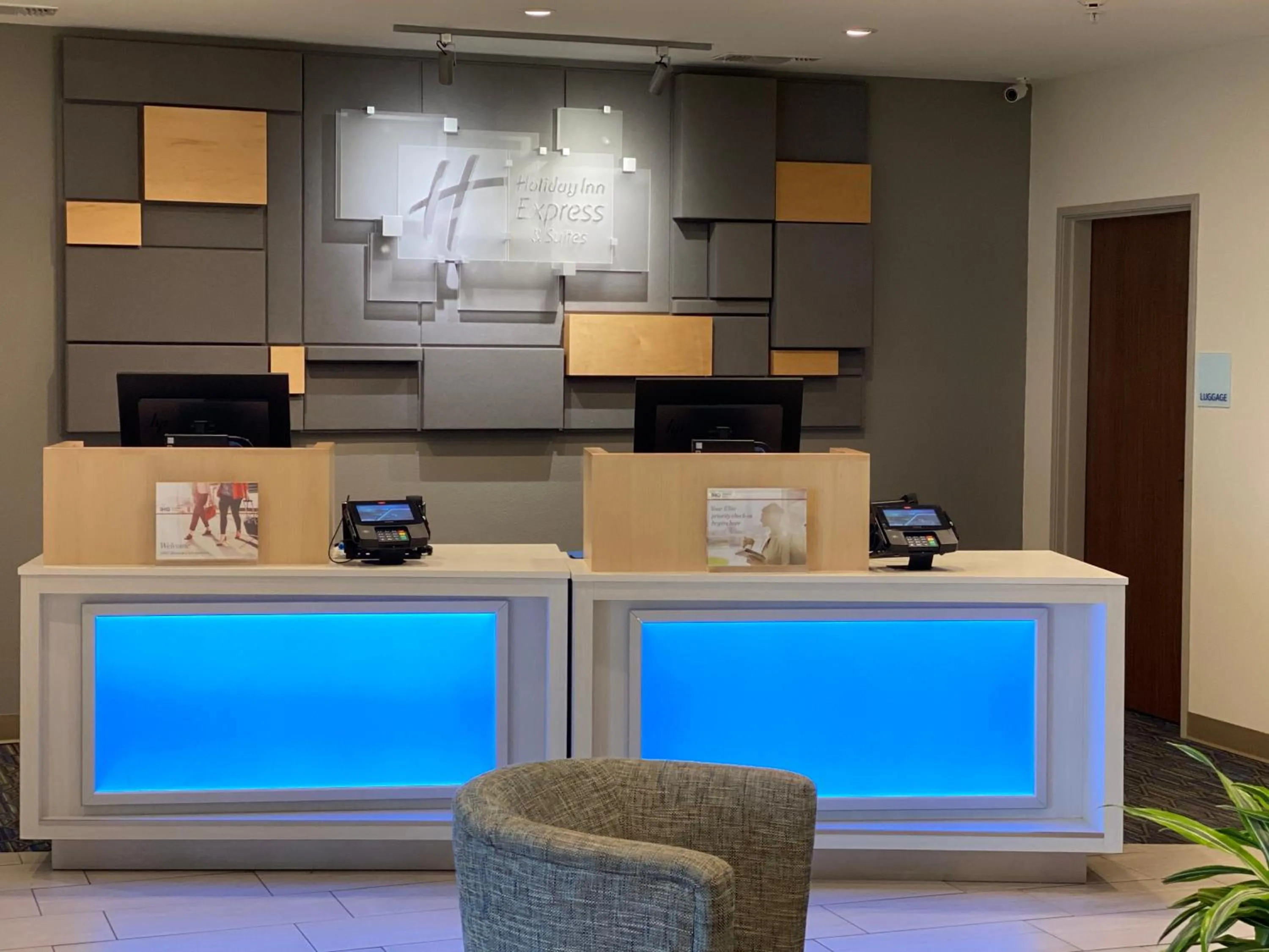 Property building in Holiday Inn Express & Suites Junction by IHG