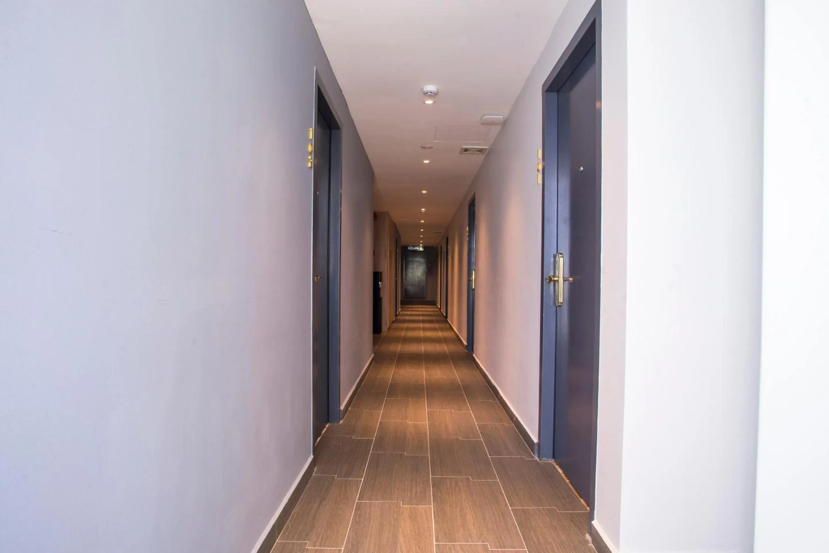 Lobby or reception in Hotel O Gs Hotels Near Strand Mall