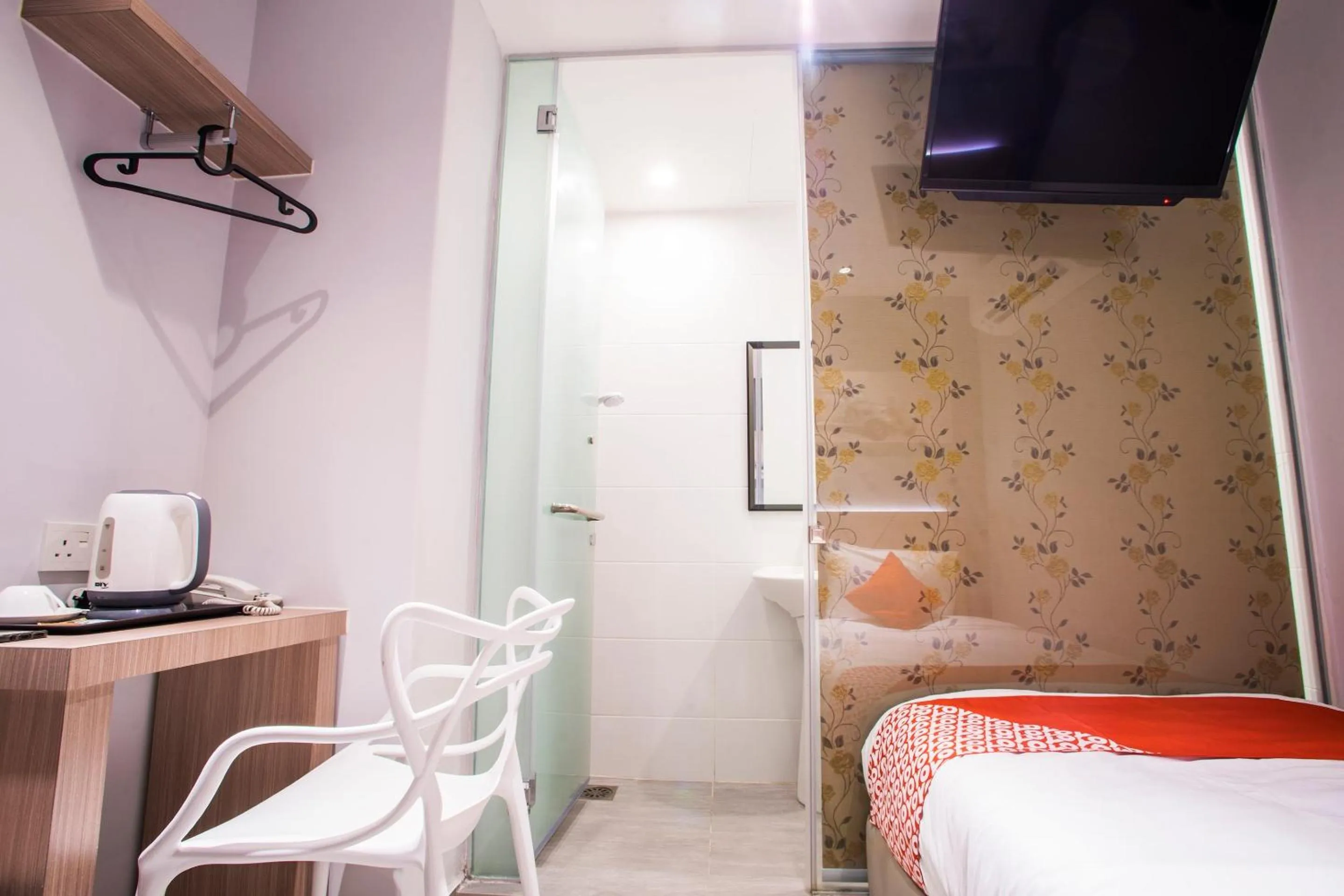 Bedroom, Bed in Hotel O Gs Hotels Near Strand Mall