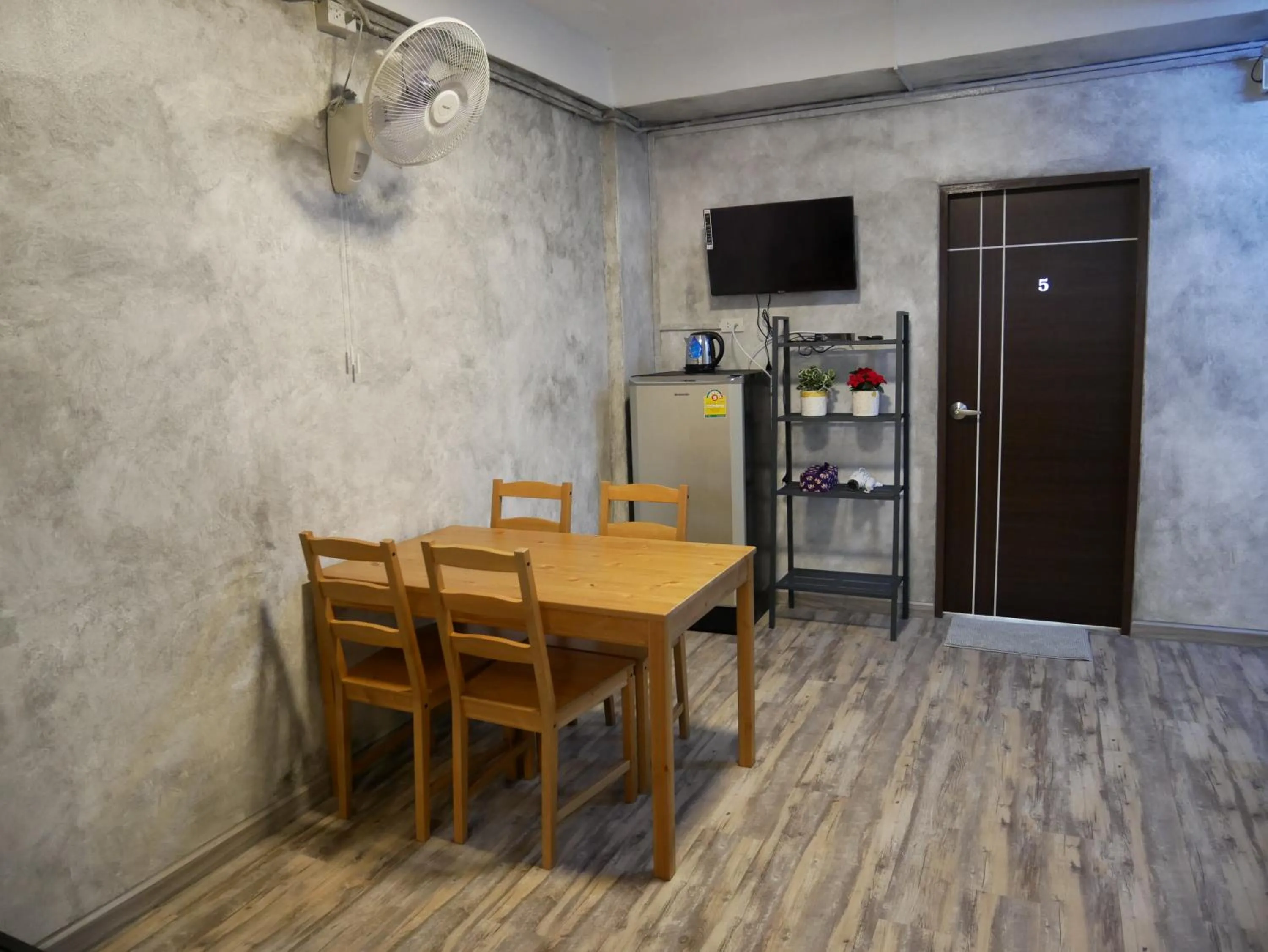 Dining area in NP House Pratunam