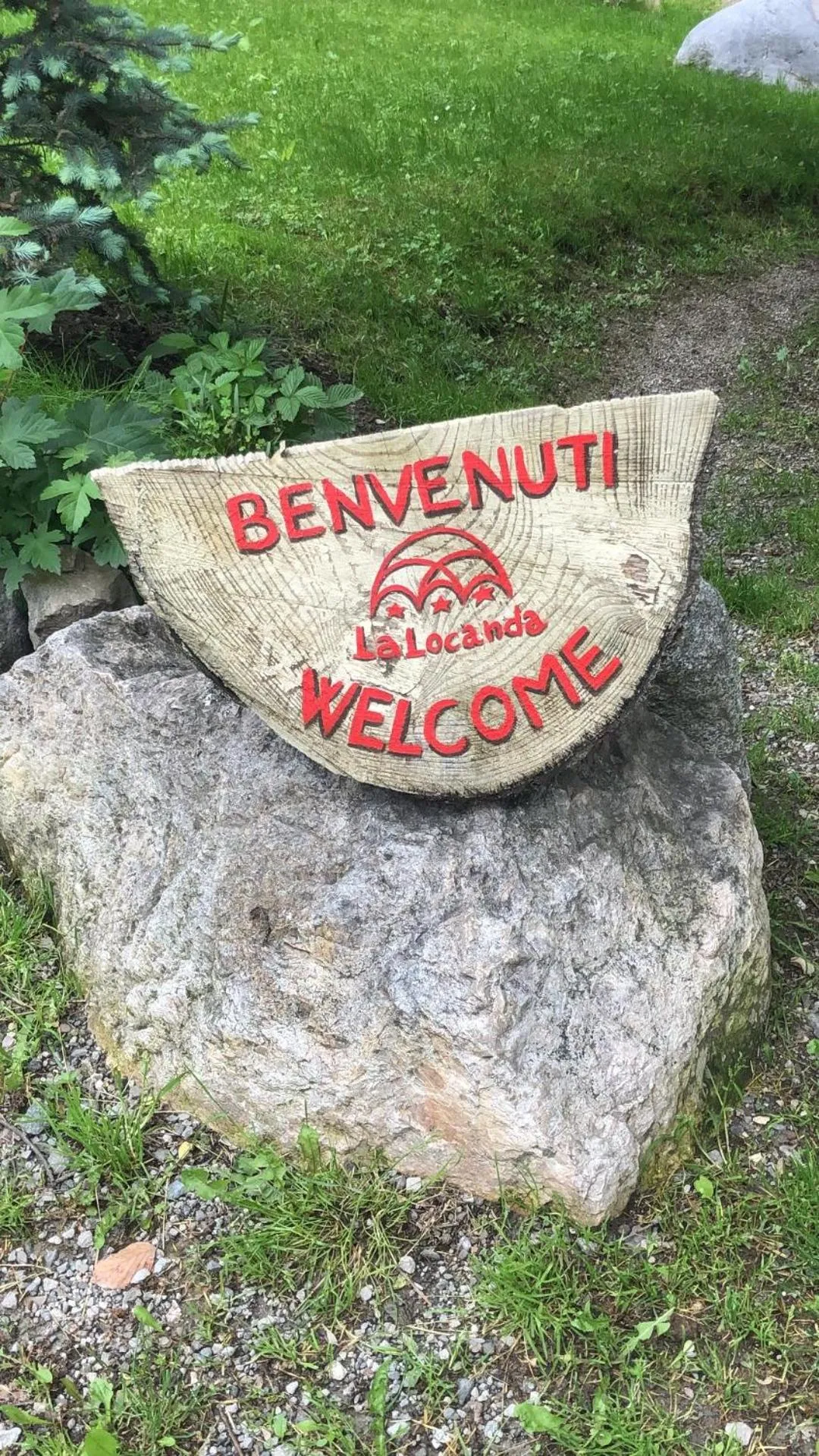 Property building in HOTEL La Locanda