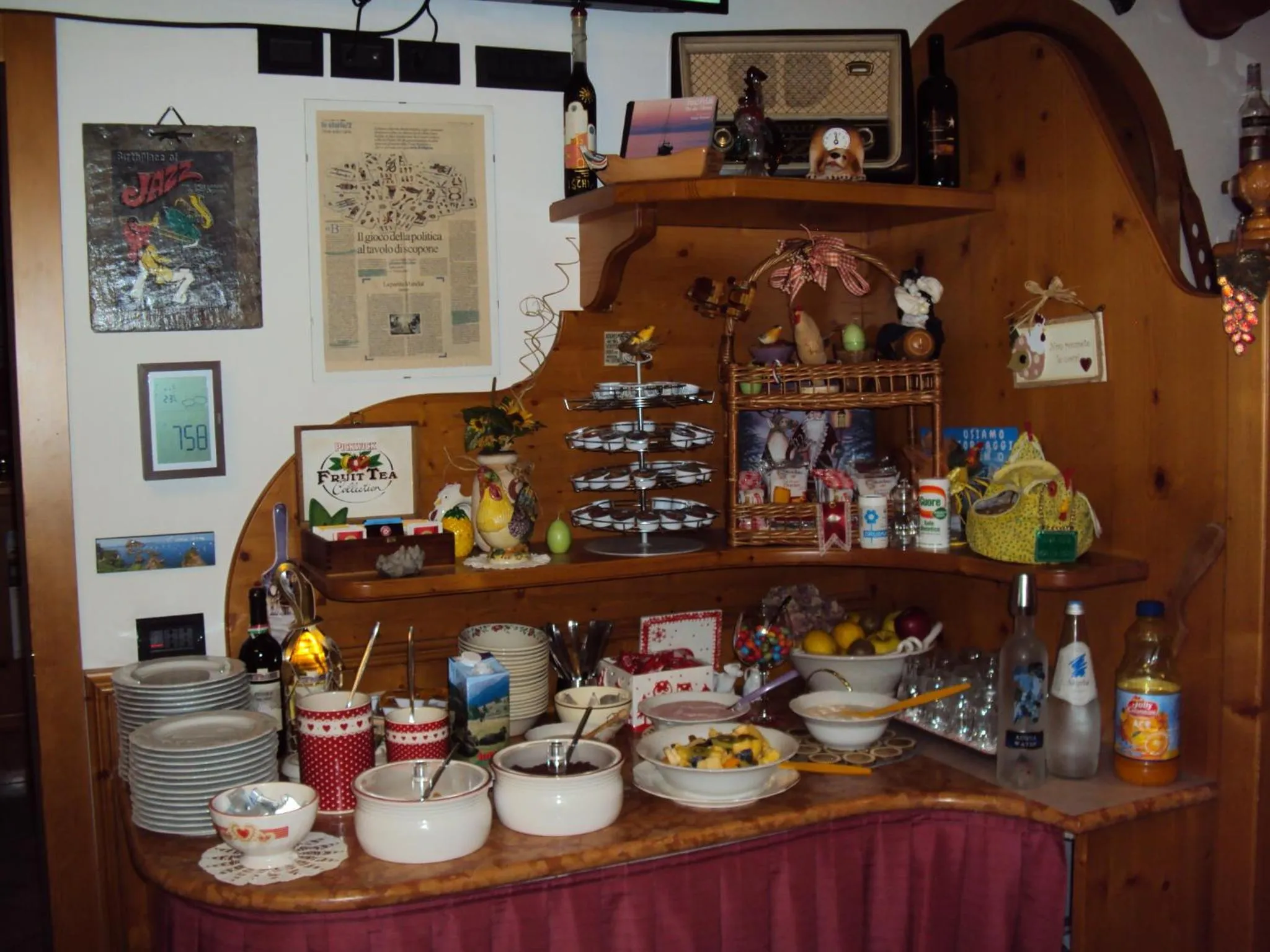 Lounge or bar in HOTEL La Locanda