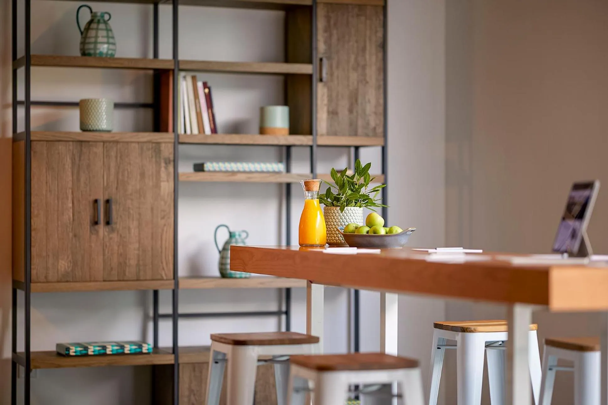 Decorative detail in Santiago Hotel