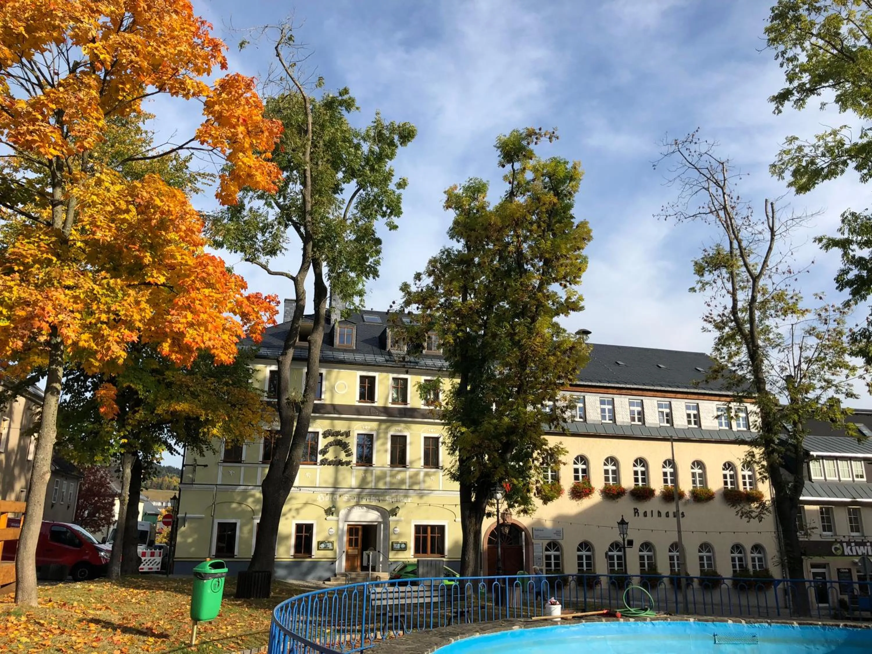 Property building in Aparthotel Deutscher Kaiser Ferienwohnungen