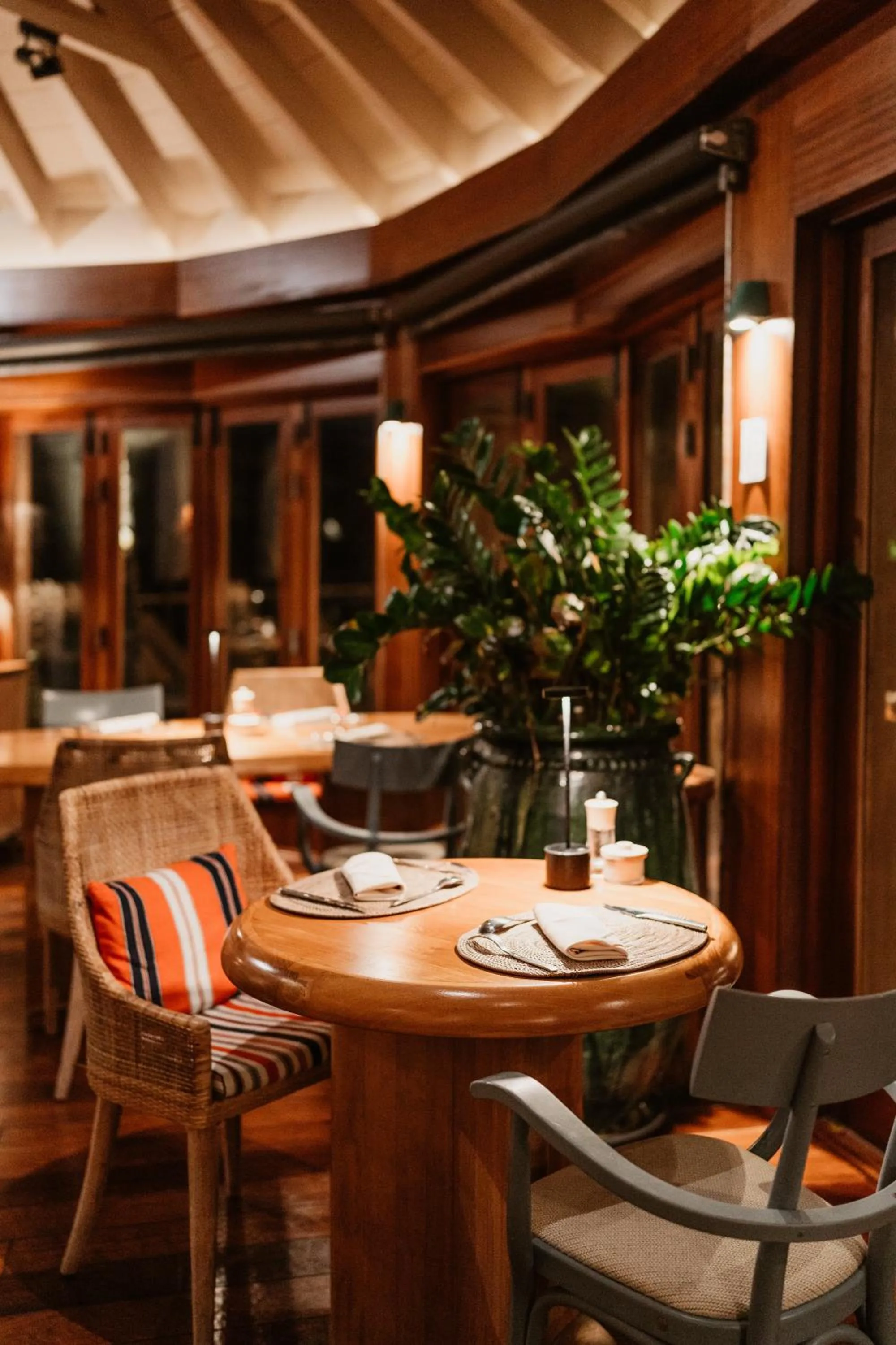 Restaurant/places to eat in Hotel Manapany