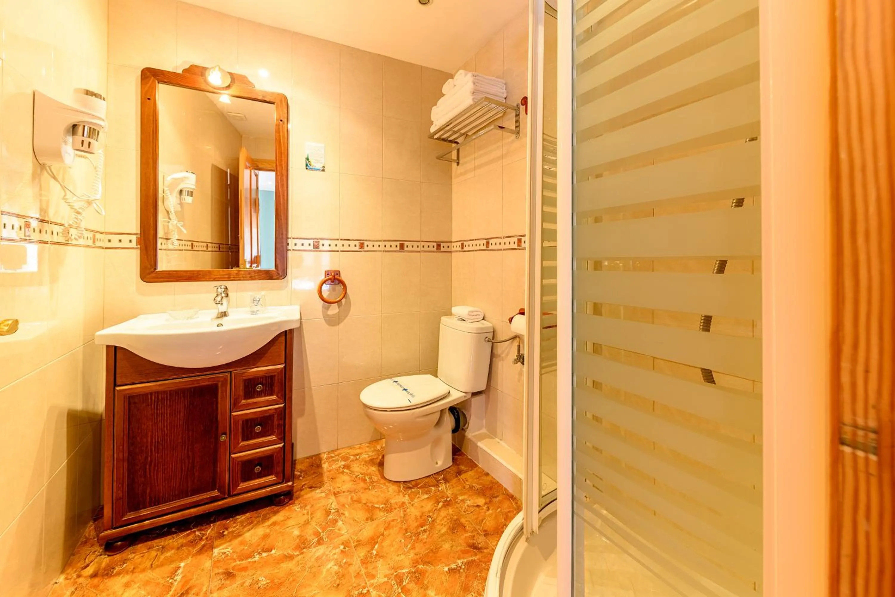 Bathroom in Hosteria Villa de Castro