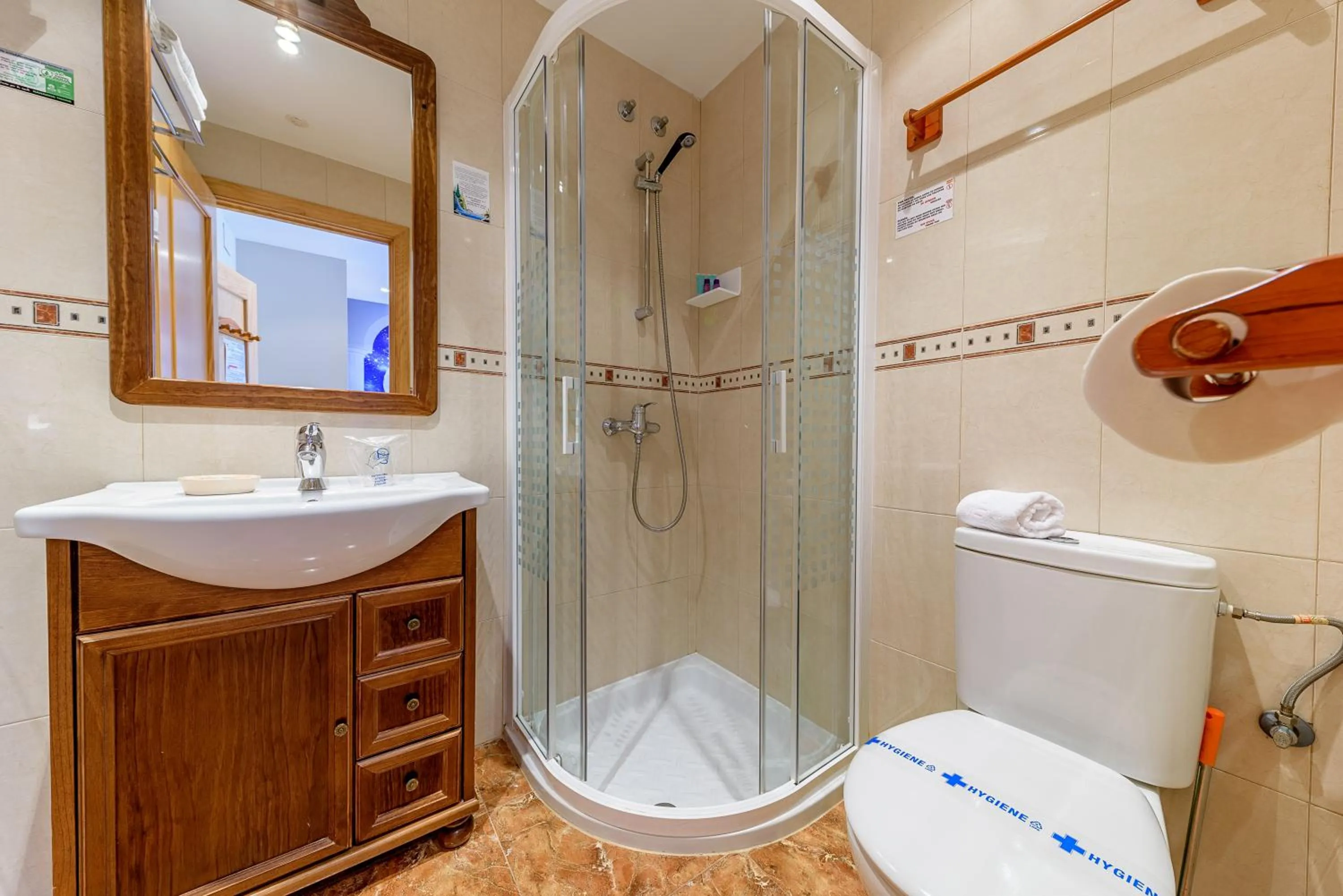 Shower in Hosteria Villa de Castro