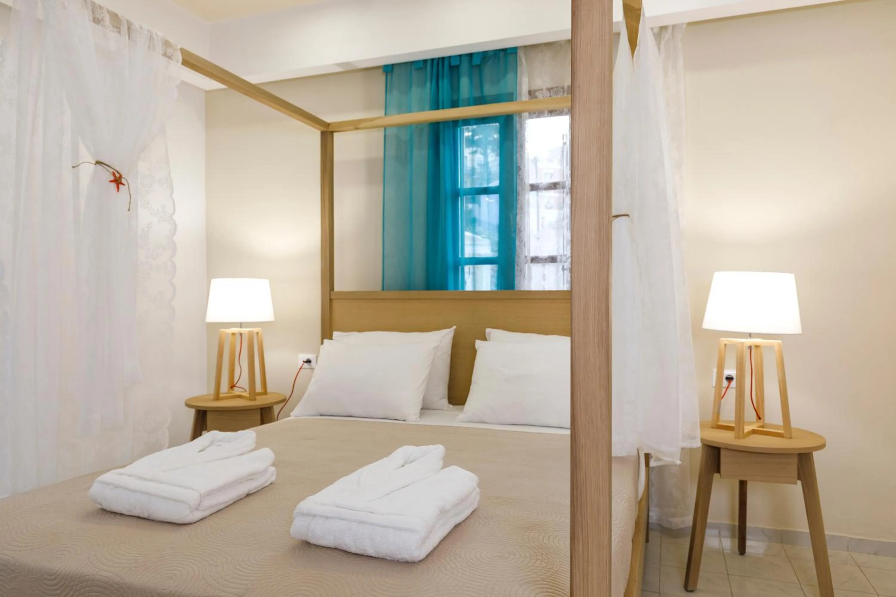 Bed in Opera House Hotel