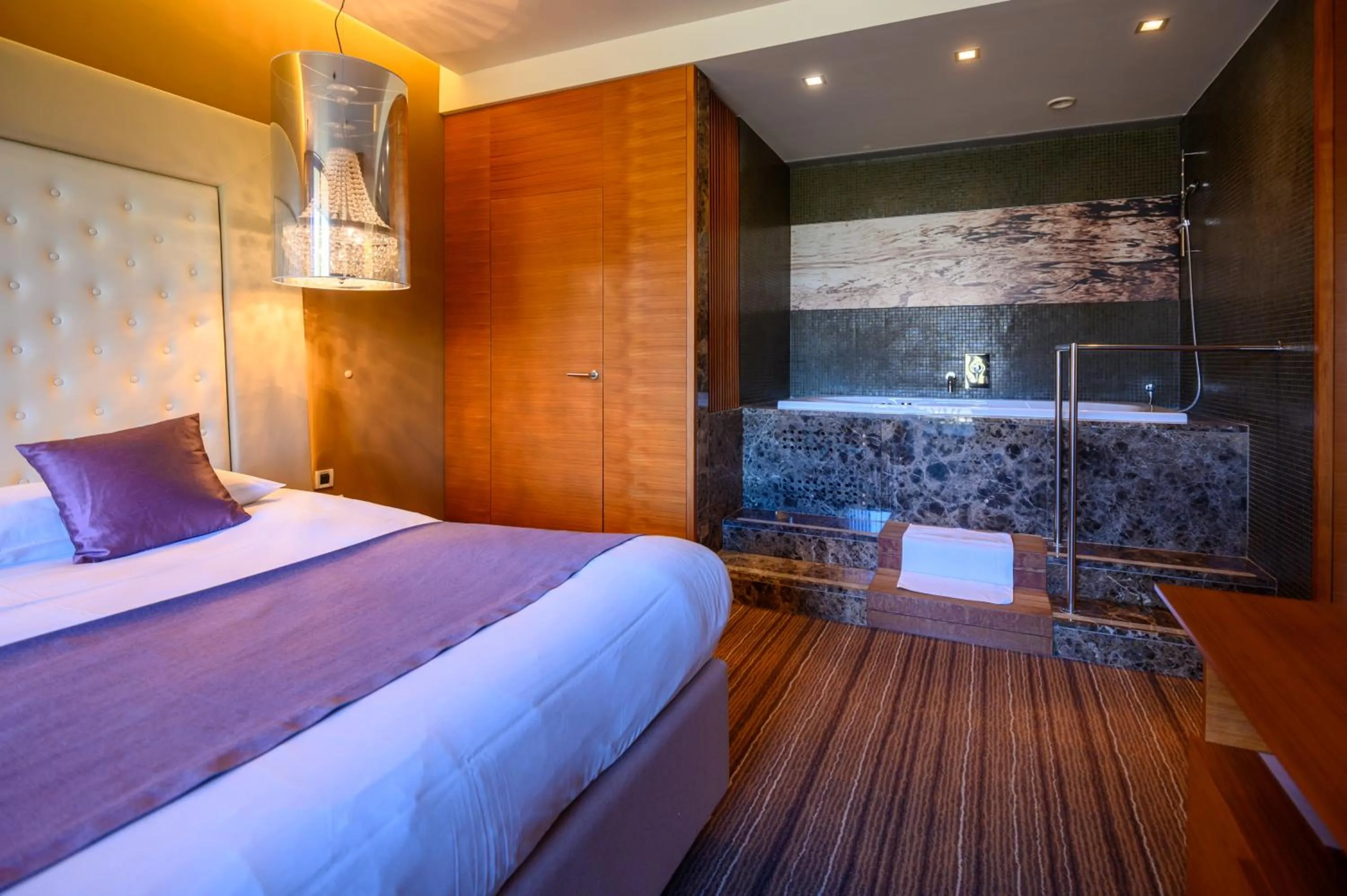 Bedroom, Bed in Hotel Balnea Superior - Terme Krka